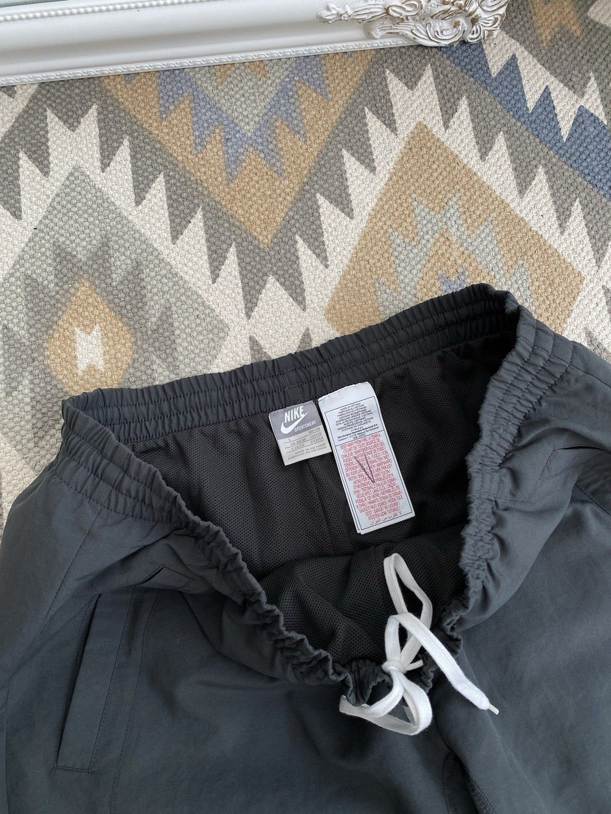 Nike Y2k Nike Nylon Baggy Straight Sweatpants Joggers Size US 34 / EU 50 - 10 Thumbnail