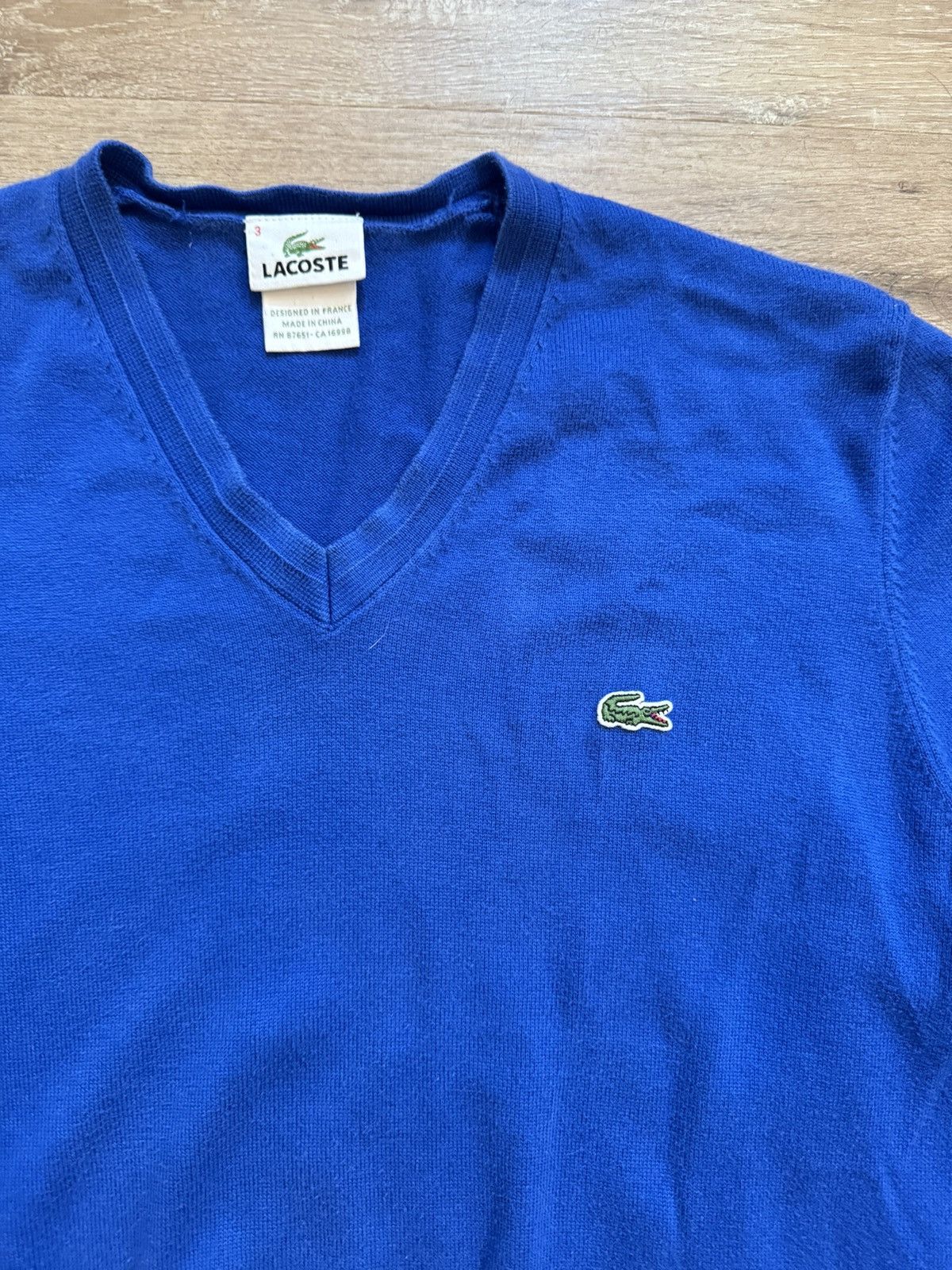 Izod Y2K Lacoste IZOD V Neck Knit Golfwear Preppy Sweater Royal Size US L / EU 52-54 / 3 - 4 Thumbnail