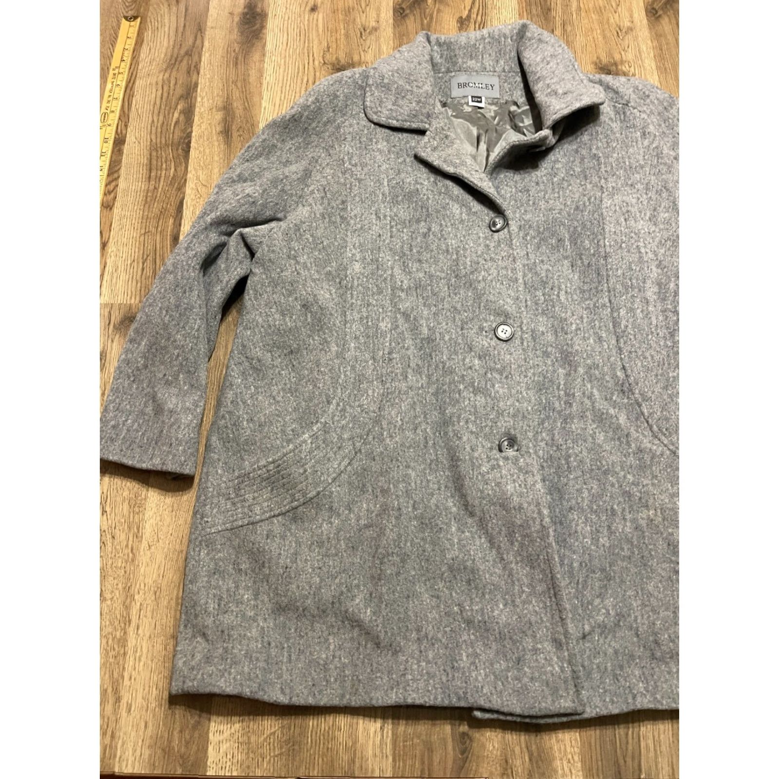 Vintage Bromley Jacket Women's 22W Gray Three Buttons Long Sleeve Coat Shirt Size 3XL / US 20-22 - 3 Thumbnail