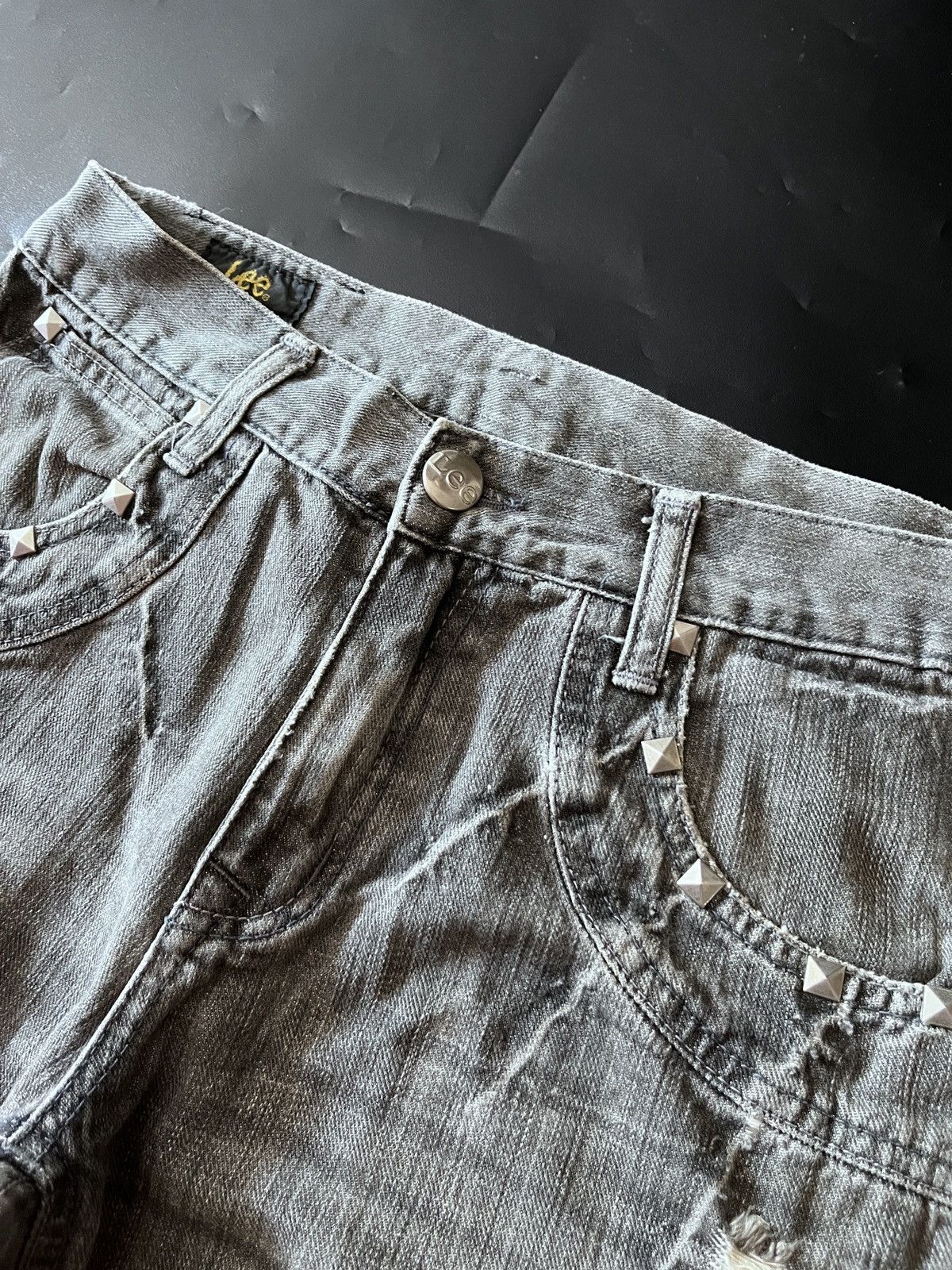 Japanese Brand Lee Studded Skulls guns ☠️ Size US 30 / EU 46 - 5 Thumbnail