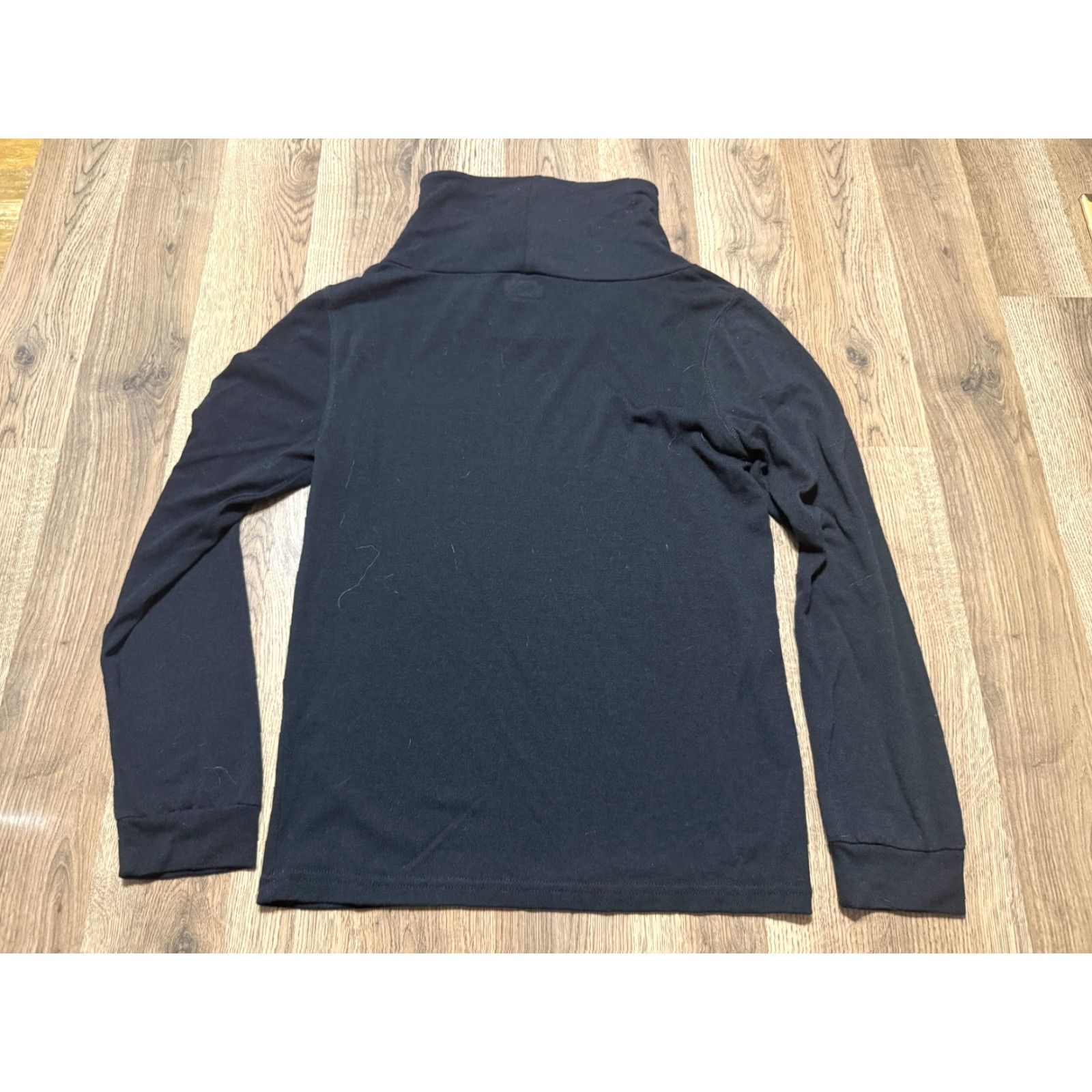 Star Wars VINTAGE Star Wars Shirt Womens Small Long Sleeve Turtleneck Black Yoda "The Child" Size S / US 4 / IT 40 - 2 Thumbnail