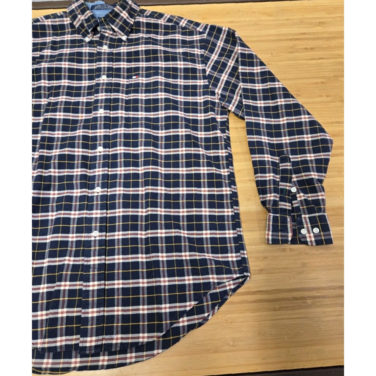 Tommy Hilfiger VINTAGE Tommy Hilfiger Button Shirt Mens Medium Plaid Long Sleeve Cotton Size US M / EU 48-50 / 2 - 2 Thumbnail