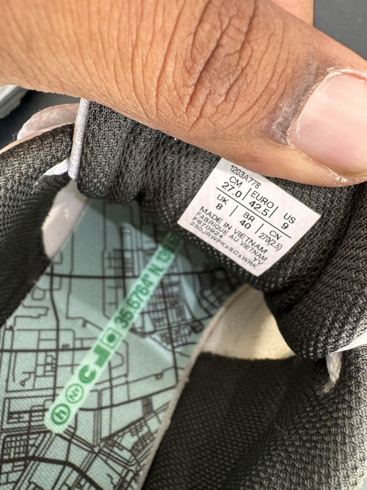 Asics × HIDDEN ASICS Gel-Venture 6 Shield Hidden NY Size 9 (2024) Size US 9 / EU 42 - 9 Thumbnail