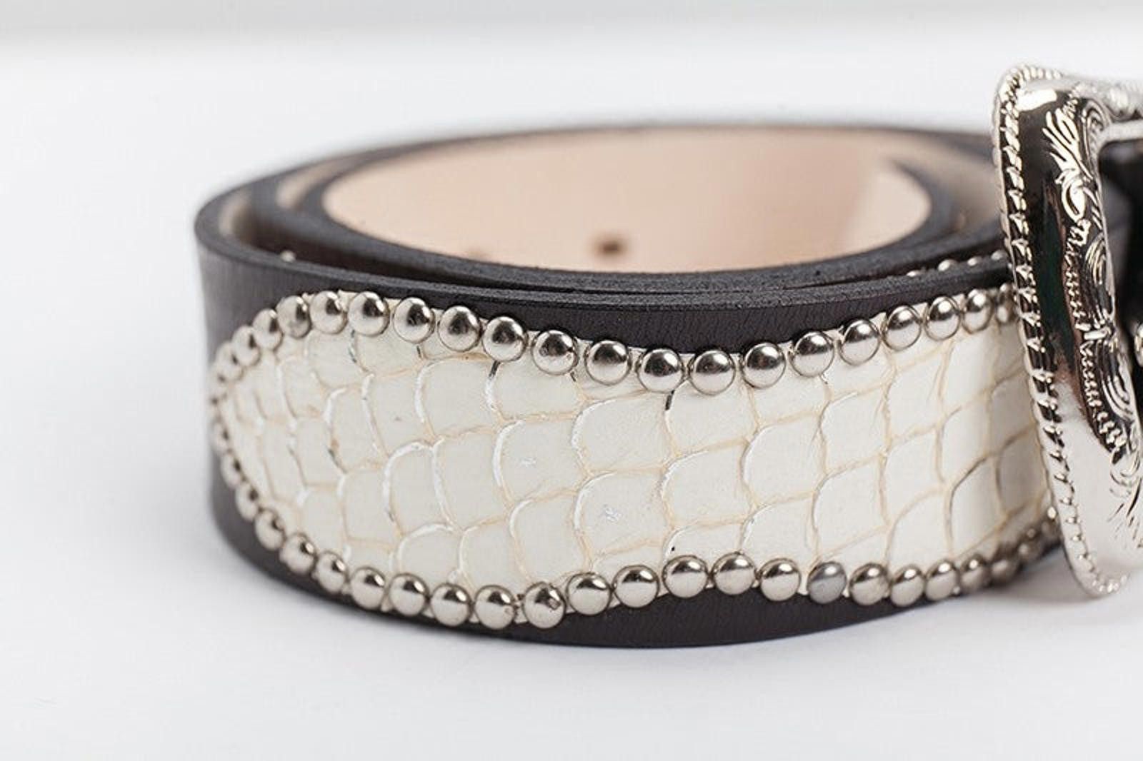 Leather × Vintage Hand-Dyed Veg-Tan Belt – Retro Claw Bead, Fish Skin Detail Size ONE SIZE - 3 Thumbnail