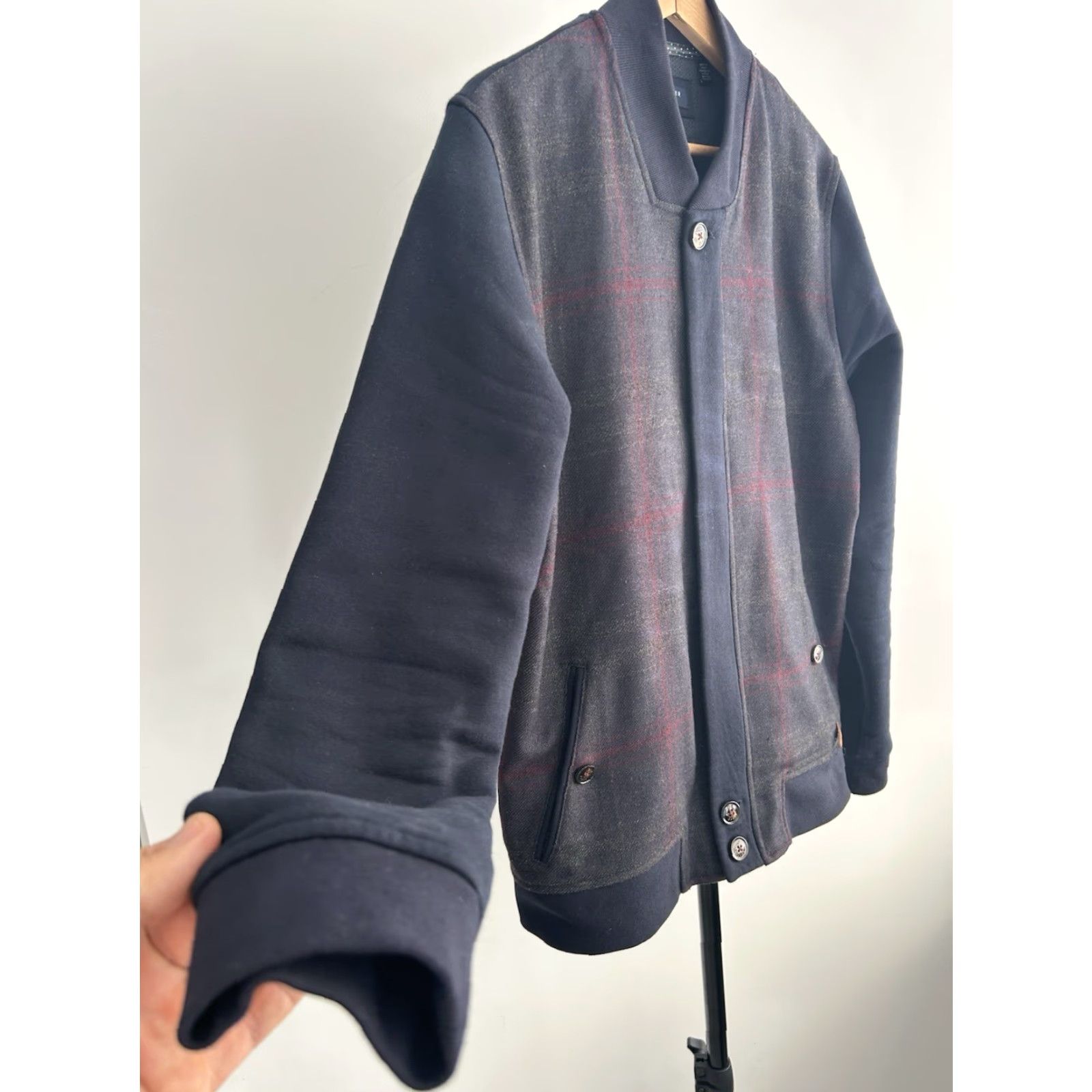 Ted Baker Men’s Ted Baker Blue Designer Plaid ZipUp Bomber Jacket Size 4 User: Men’s Ted Baker Blue Designer Plaid ZipUp Bomber Jacket Size 4 Size US S / EU 44-46 / 1 - 6 Thumbnail