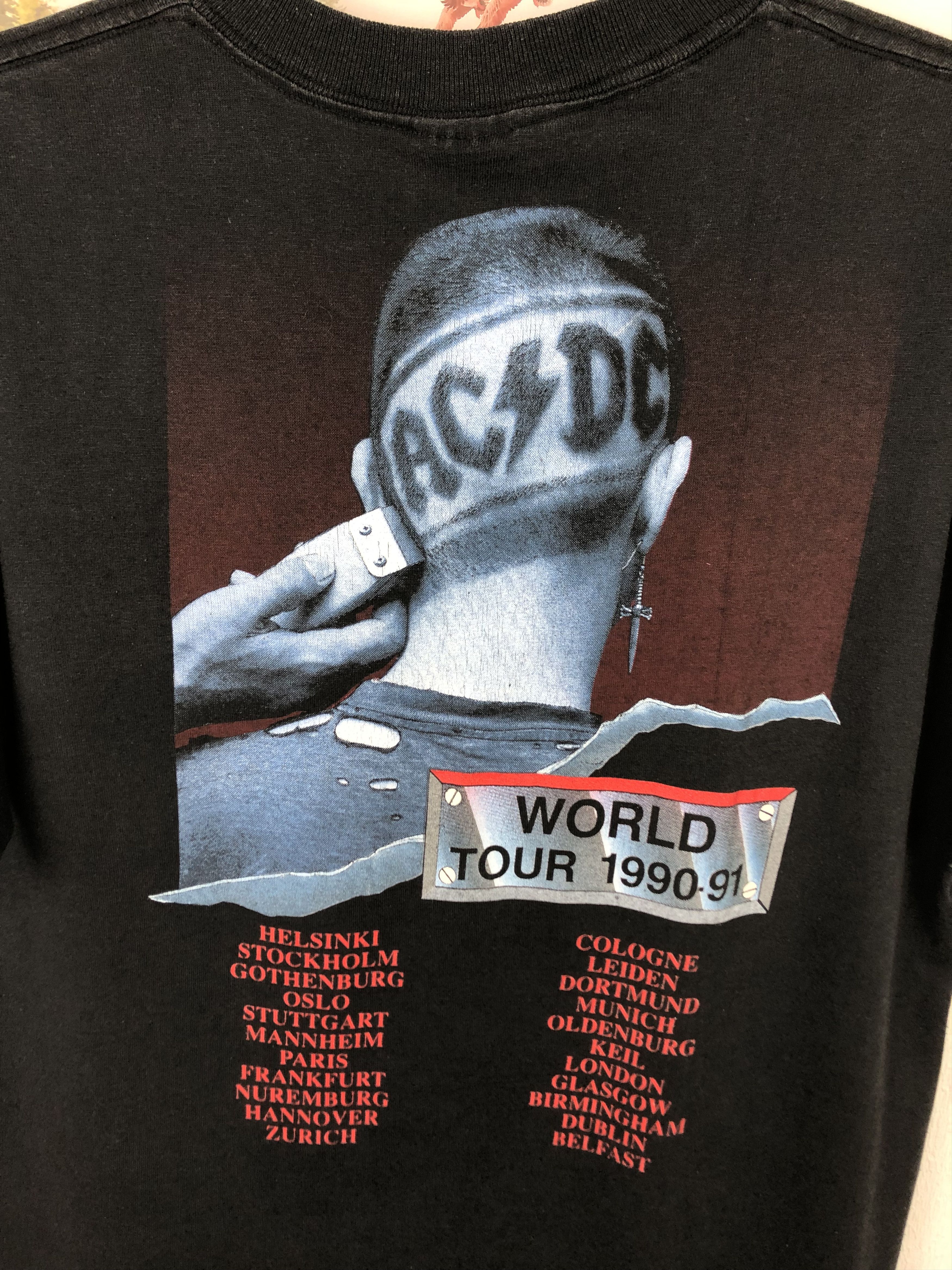 Vintage Vintage ACDC AC/DC 1991 World Tour Back in Black Shirt Tee Size US L / EU 52-54 / 3 - 11 Thumbnail