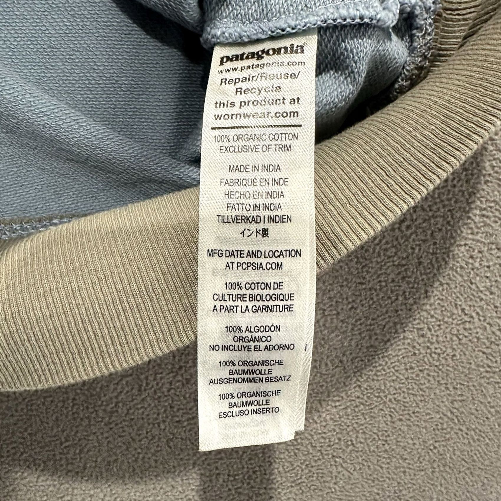 Patagonia Patagonia Sweatshirt Mens Small Blue P-6 Logo Organic Cotton Crew Pullover Size US S / EU 44-46 / 1 - 5 Thumbnail