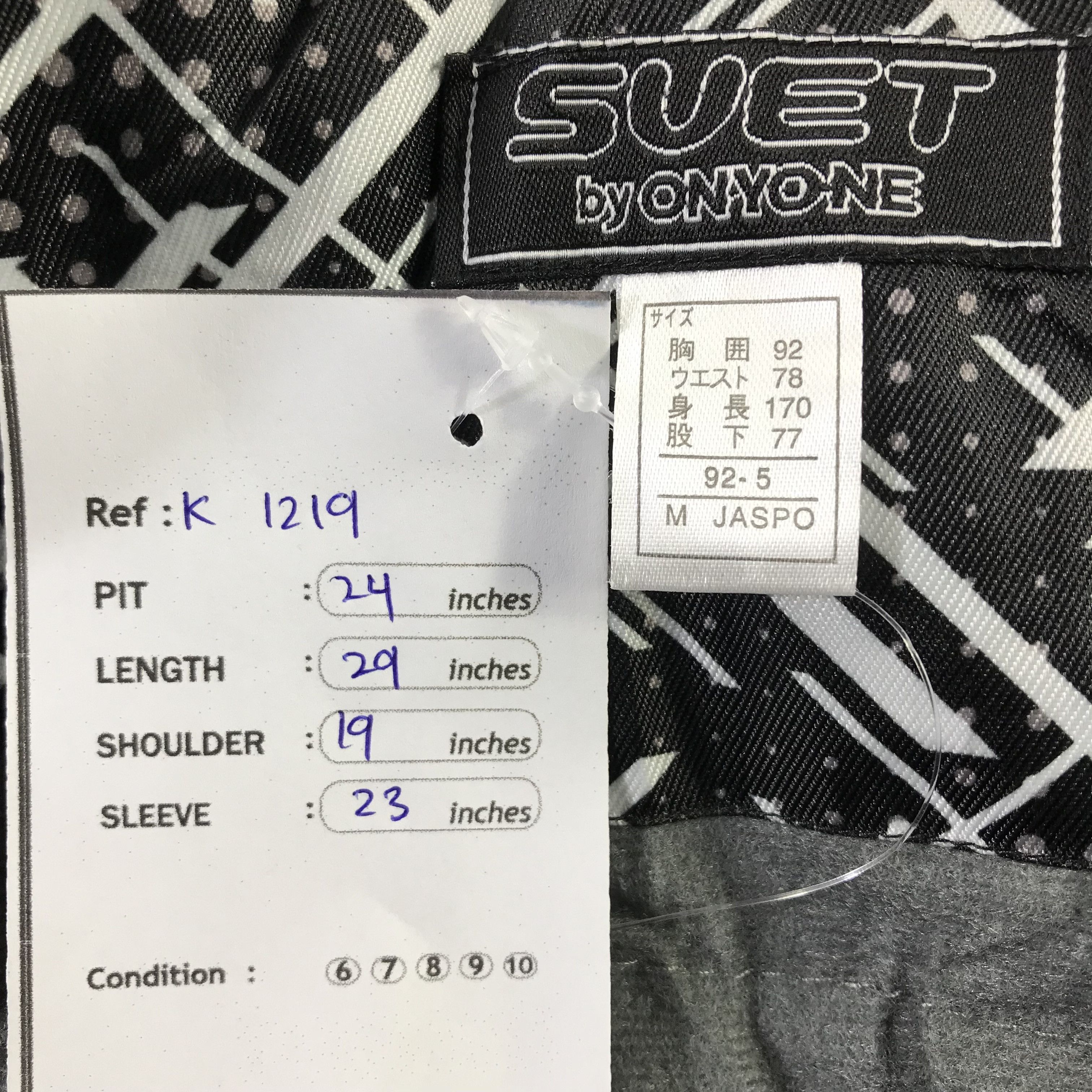 Japanese Brand Vintage Japanese Brand Windbreaker Hooded Full-Zip Jacket Size US M / EU 48-50 / 2 - 16 Thumbnail