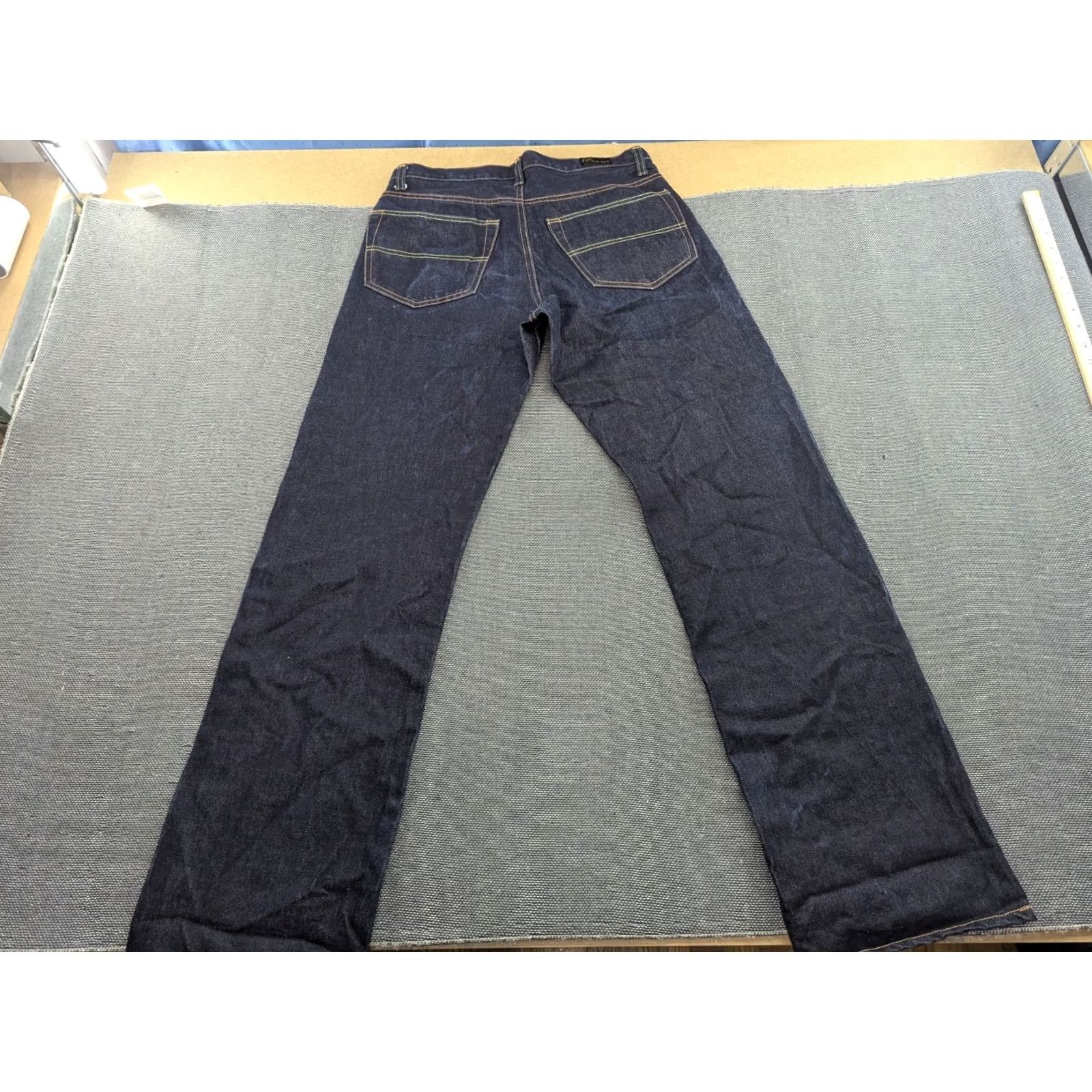 Vintage Vintage Freddies of Pinewood Mens Jeans W32 L33 Distressed Button Fly Dark Blue Denim Cotton Straight Regular 90s Mens Jeans Size US 33 - 2 Thumbnail
