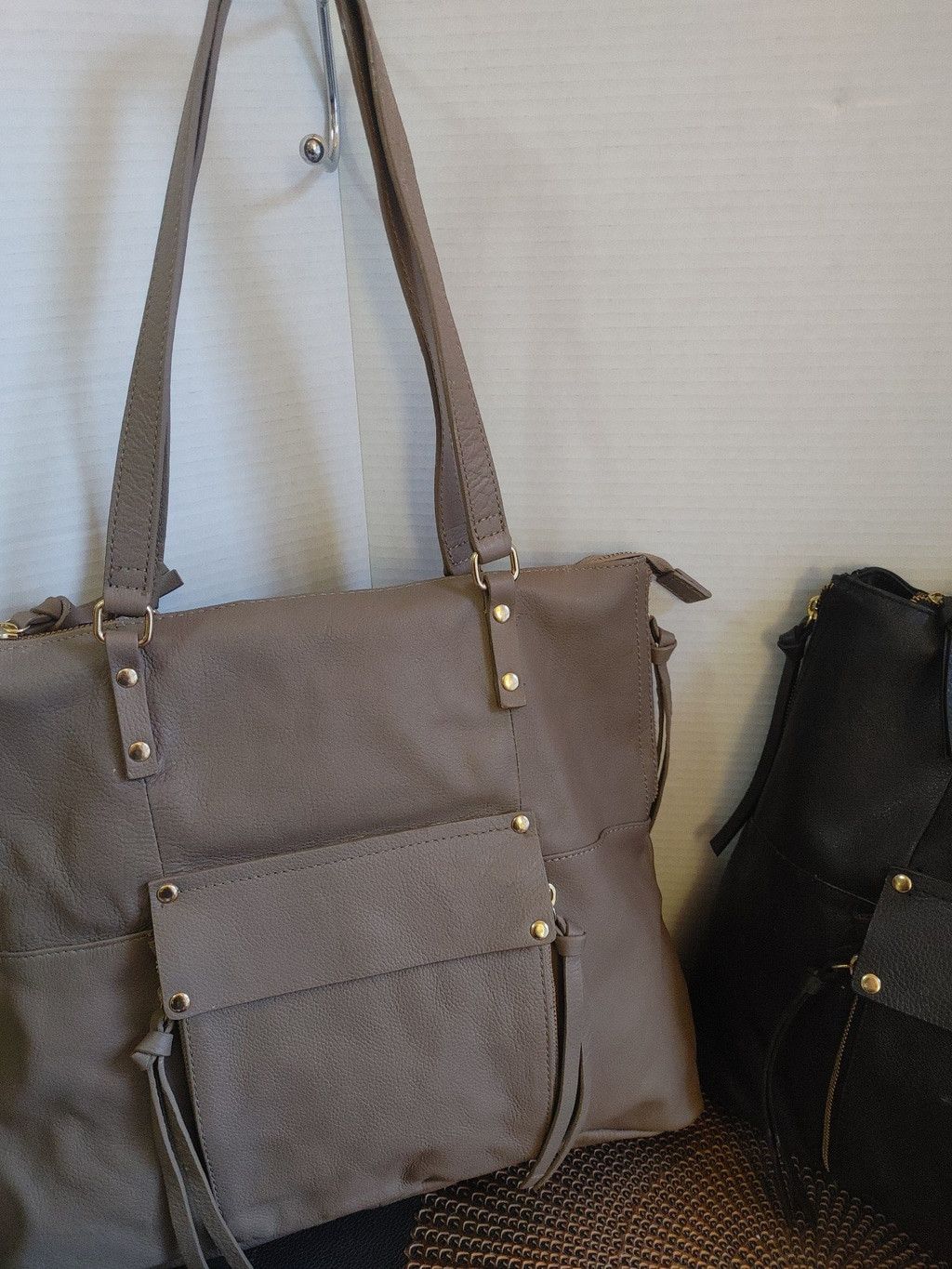 Koolaburra Kooba Everette Leather Totes x2 Size ONE SIZE - 2 Thumbnail