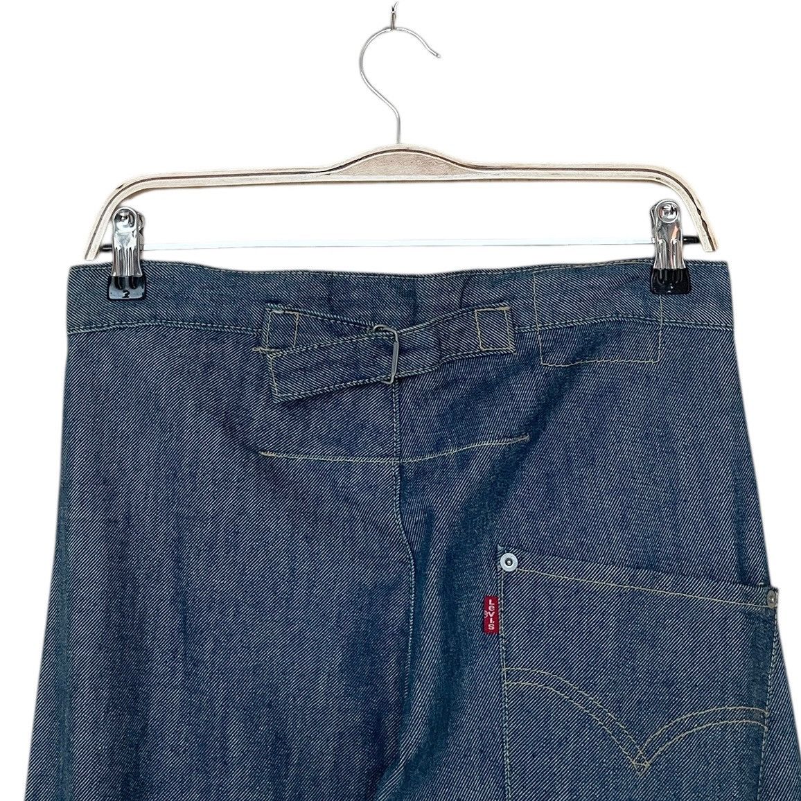 Levi's × Vintage Vintage Brand Levis Engineered Loose Jeans 2000s Size US 29 - 8 Thumbnail