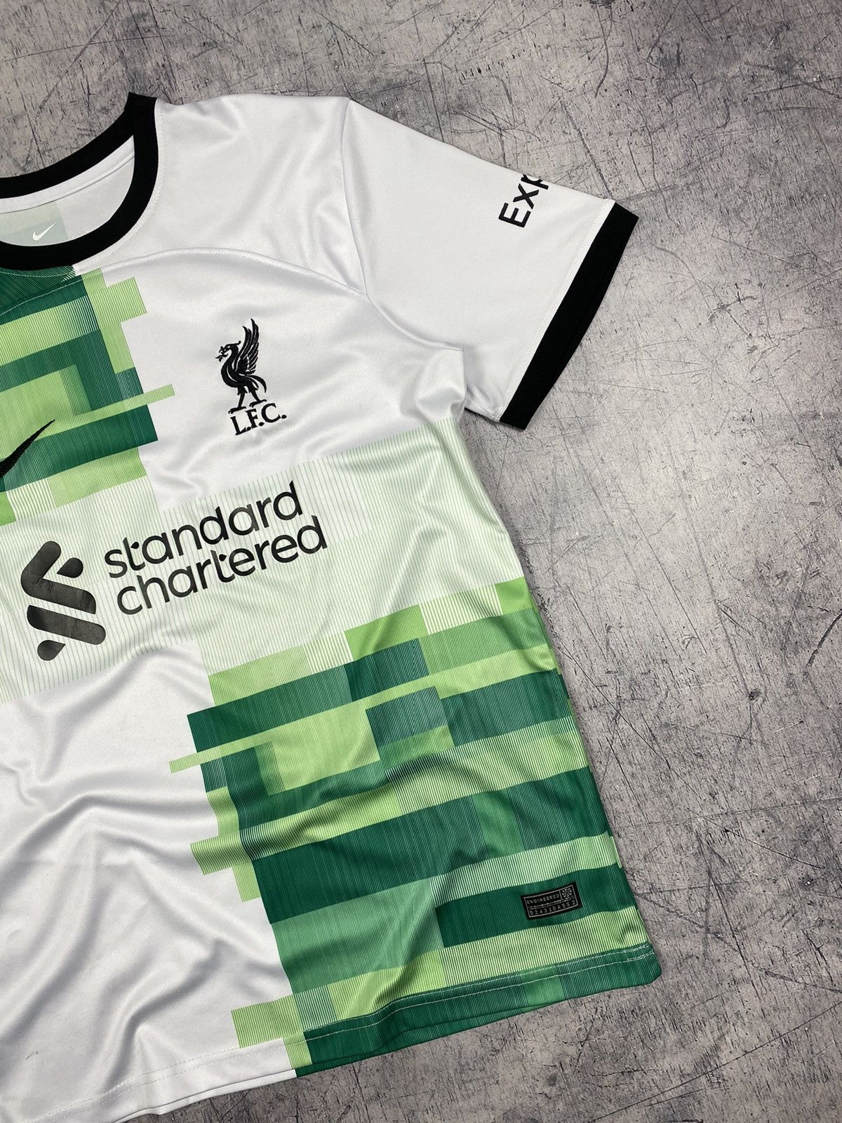 Nike Nike Liverpool Mac Allister #10 Soccer Jersey Size US M / EU 48-50 / 2 - 4 Thumbnail