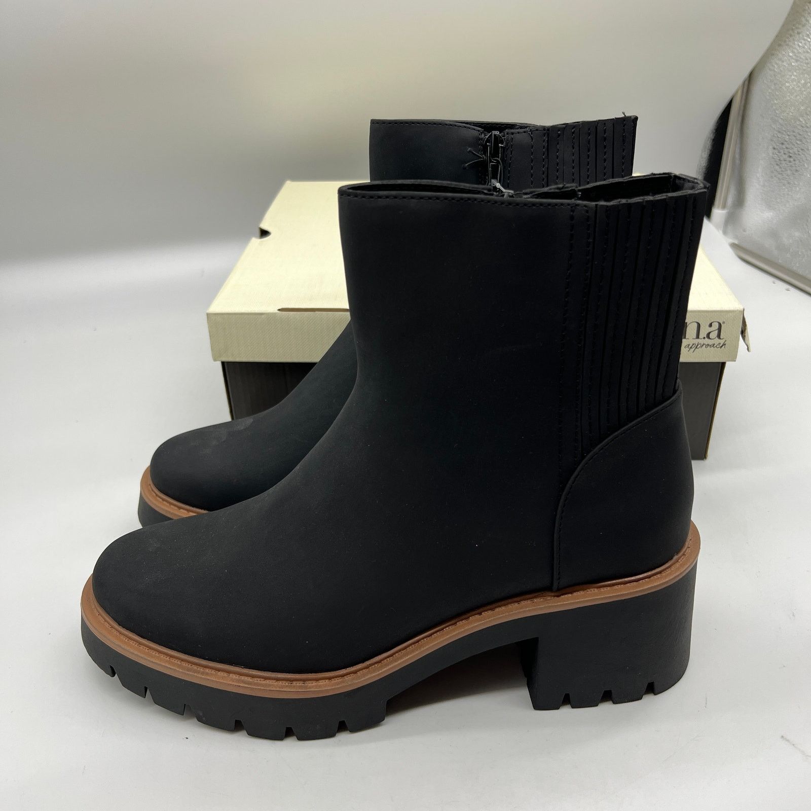 Other a.n.a. Women's 9.5M Black Ankle Boots Platform Lug Size US 9.5 / IT 39.5 - 2 Thumbnail