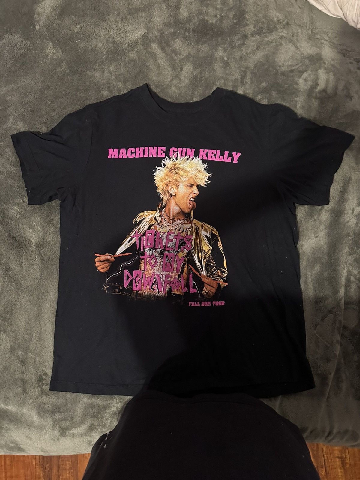 Band Tees Machine Gun Kelly MGK Size L / US 10 / IT 46 - 1 Thumbnail