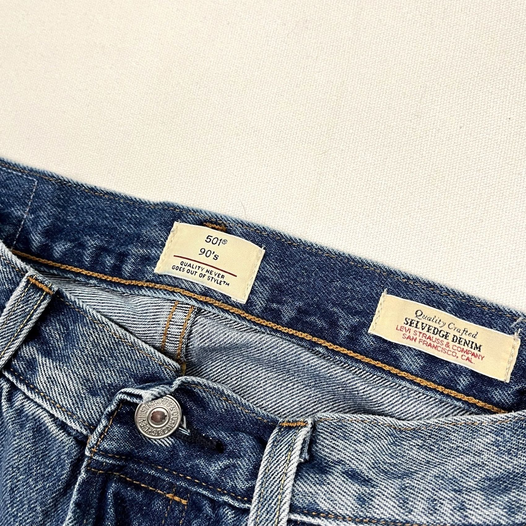 Levi's Levi's 501 Womens Jeans Slim Straight 90s Blue Denim 28 x 29 Button Fly Vintage No N/A Size 28" / US 6 / IT 42 - 2 Thumbnail