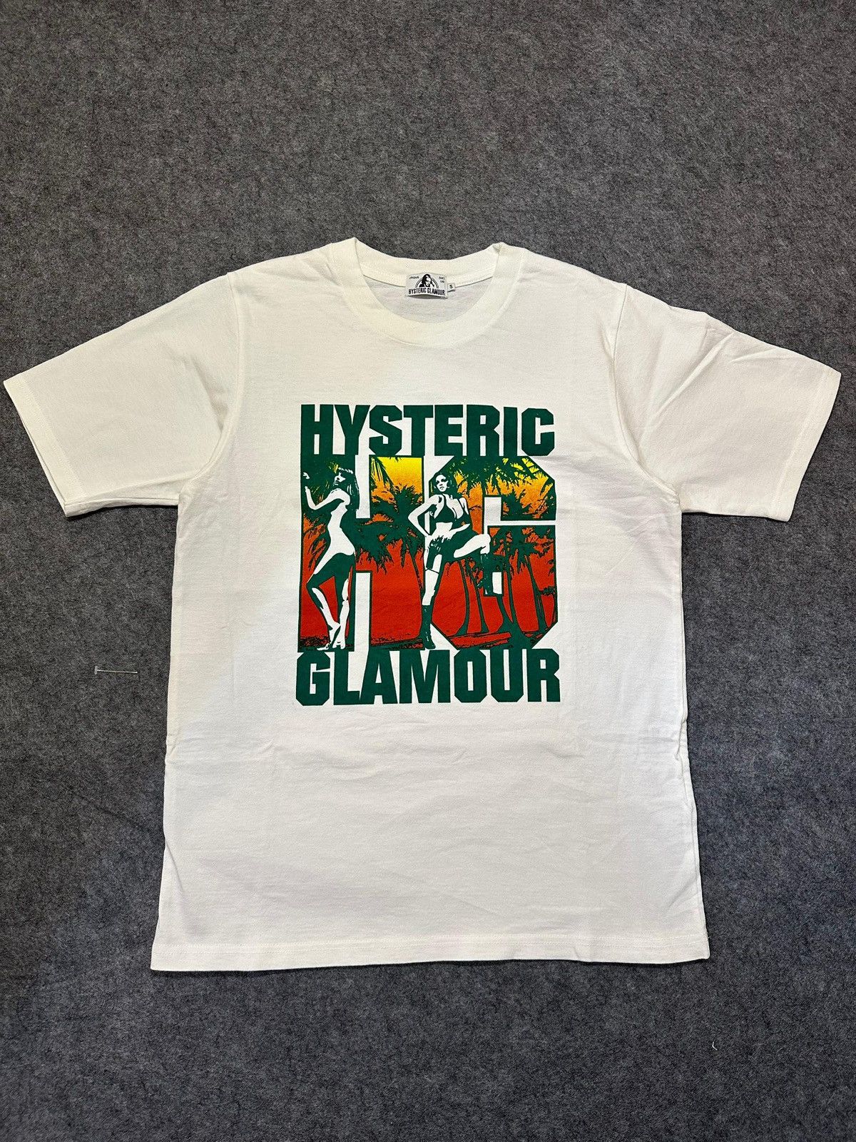 Hysteric Glamour Hysteric Glamour T-shirt sunset-themed "HG" girl print. Size US S / EU 44-46 / 1 - 1 Thumbnail