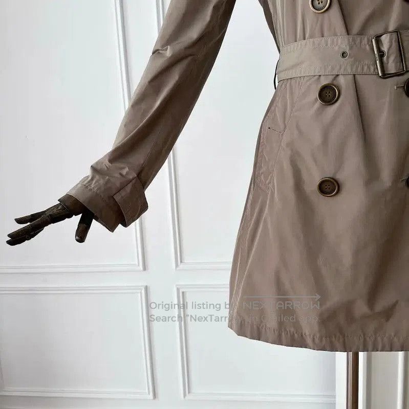 Burberry Burberry Women's Khaki Trench Coat. Size S / US 4 / IT 40 - 4 Thumbnail