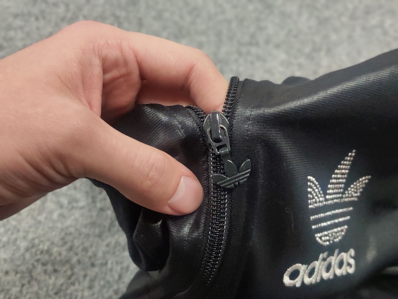Adidas Vintage Adidas Originals Chile 62 Track Top Zip Jacket Black Size M / US 6-8 / IT 42-44 - 15 Thumbnail
