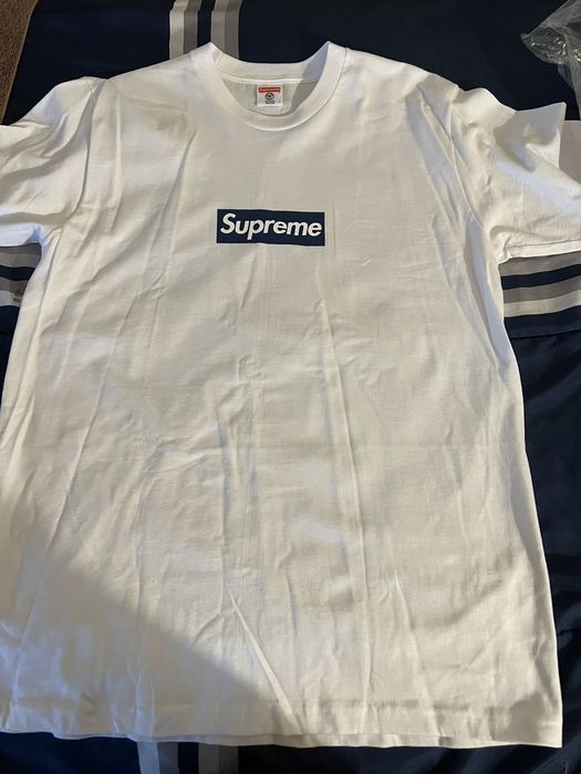 Supreme ny yankees hot sale box logo tee