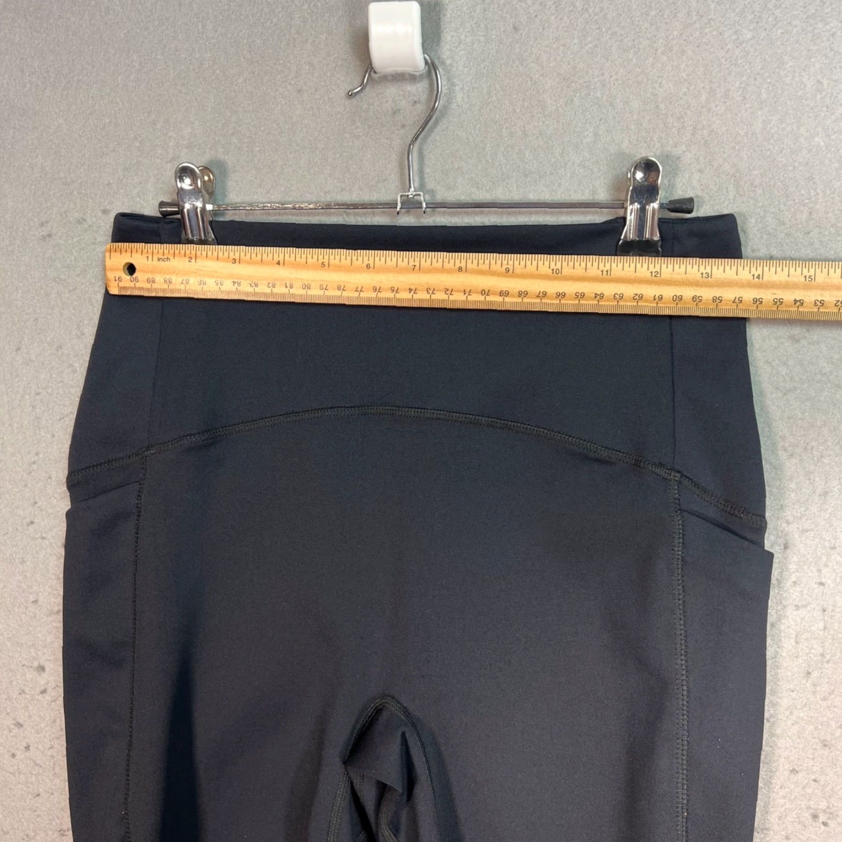 Vintage VINTAGE Manduka Womens Black High-Rise Biker Shorts L Black Nike? Size 36" / US 14 / IT 50 - 4 Thumbnail