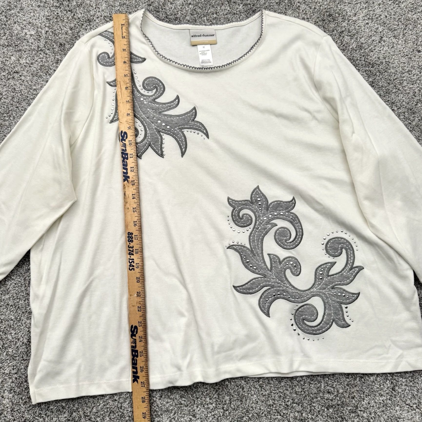 Vintage VINTAGE Alfred Dunner Top Womens 3X Plus Embellished Rhinestones Lagenlook Y2K Casual Blouse White Womens Size XXL / US 16-18 / IT 52-54 - 2 Thumbnail