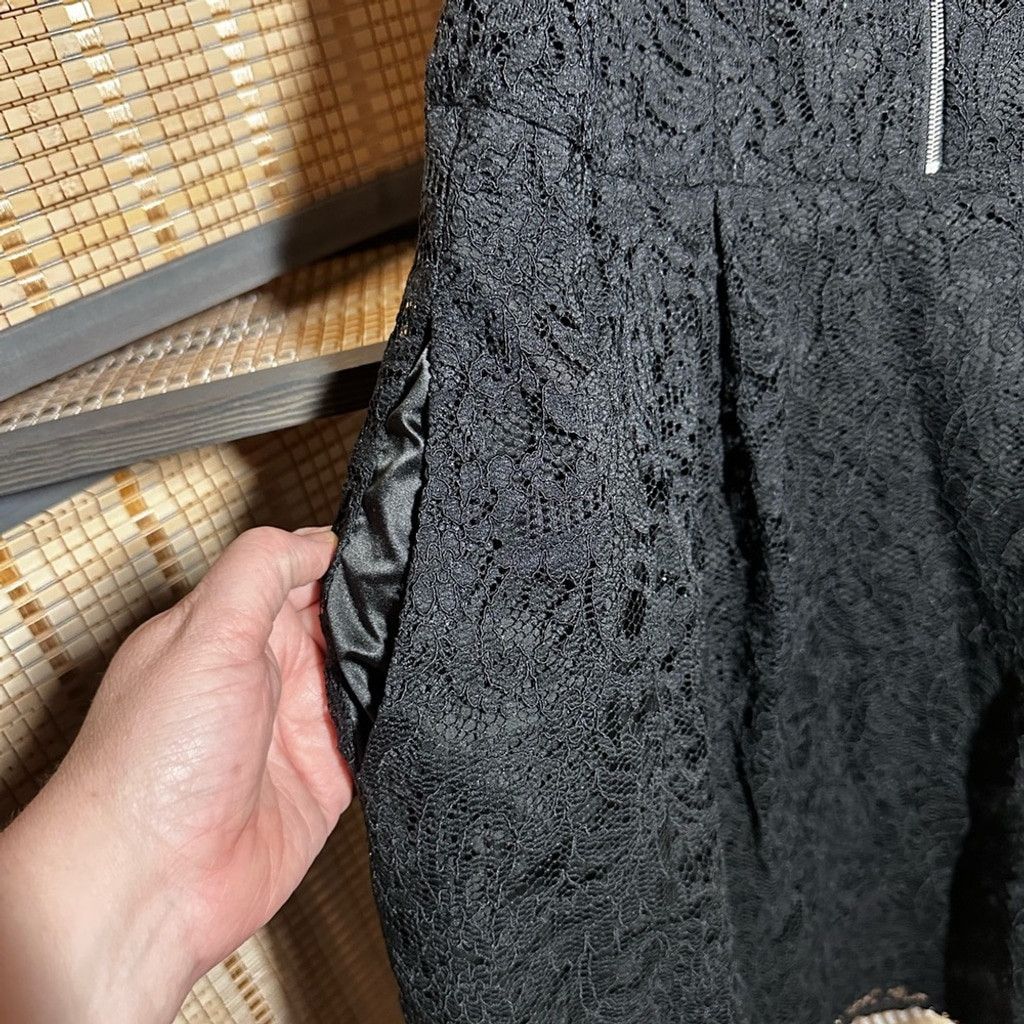 Express Express Black Lace Cut-out High Neck Dress (LBD) Size M / US 6-8 / IT 42-44 - 5 Thumbnail