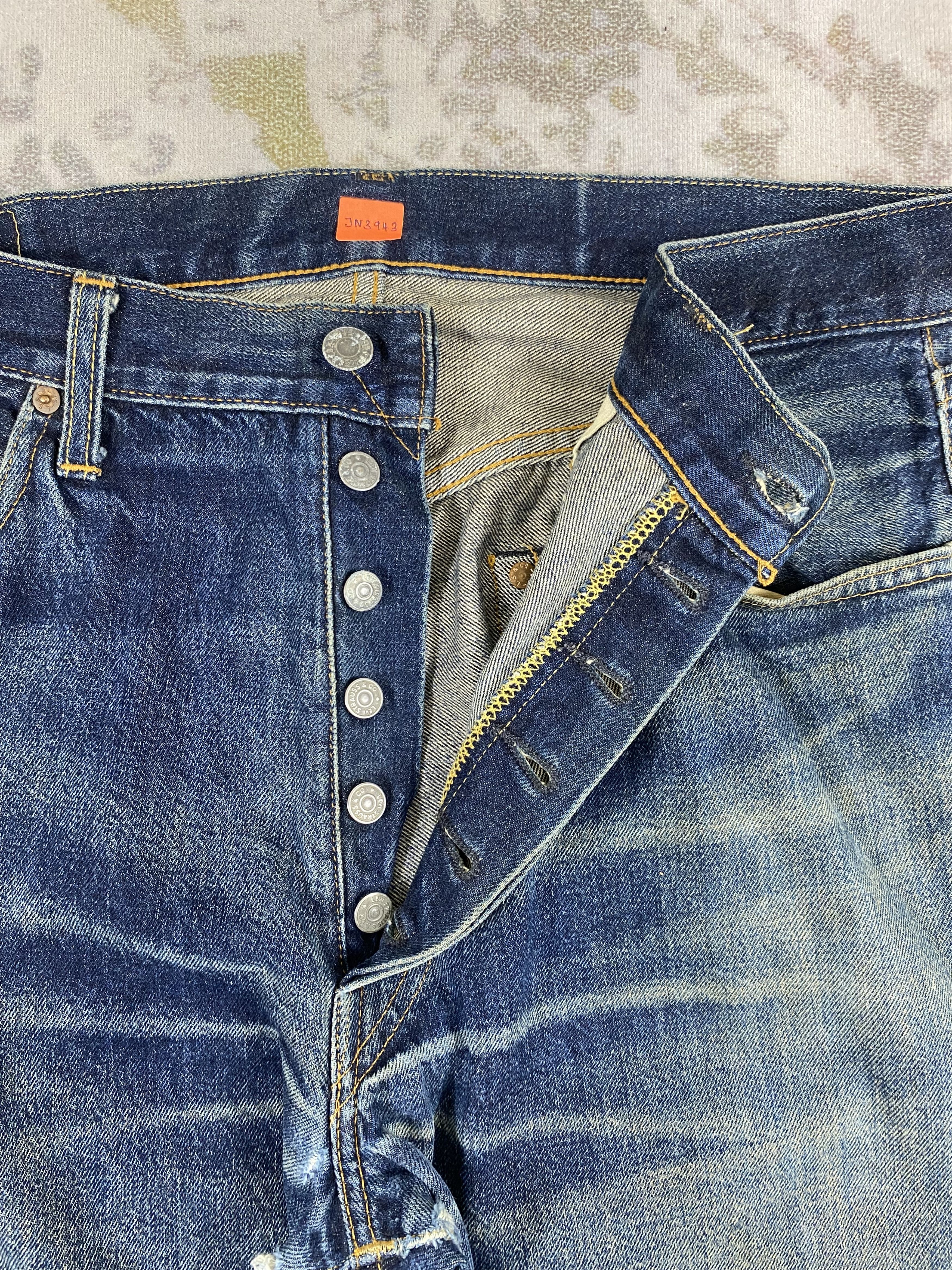 If Six Was Nine 33x32.5 Redline Vintage Levi's 501 Big E Top Button 555 Size US 33 - 5 Thumbnail
