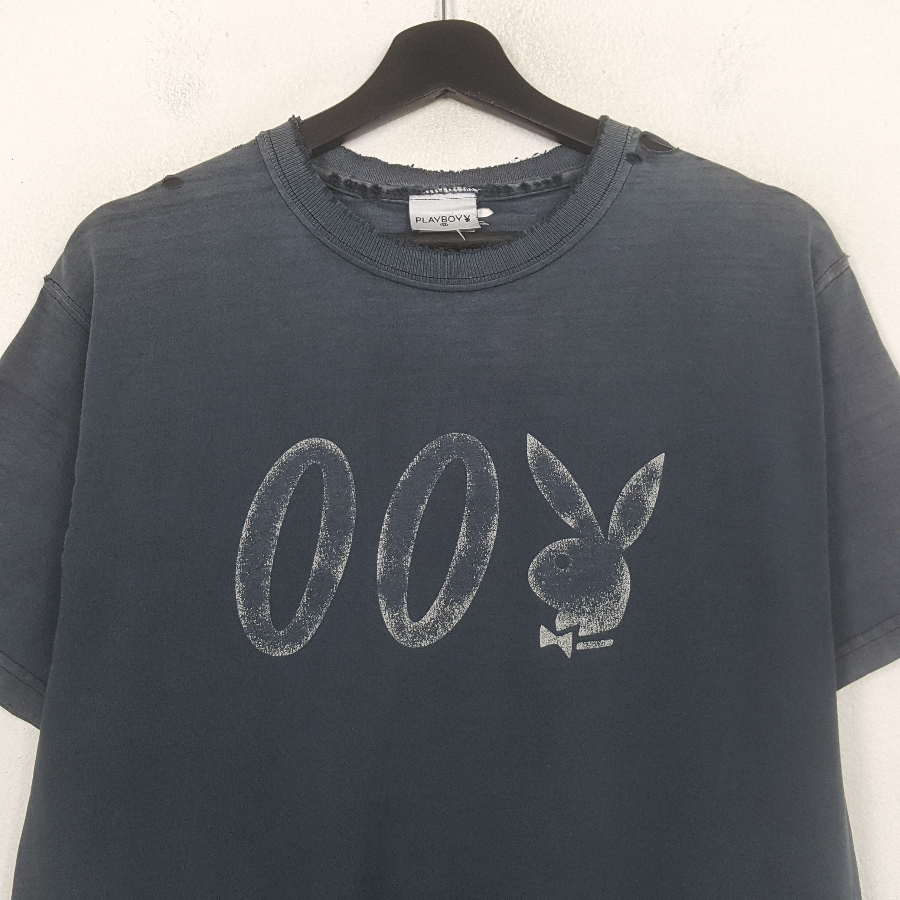 Playboy Playboy Parody 007 James Bond Distressed Tshirt C299N5 Size US M / EU 48-50 / 2 - 2 Thumbnail