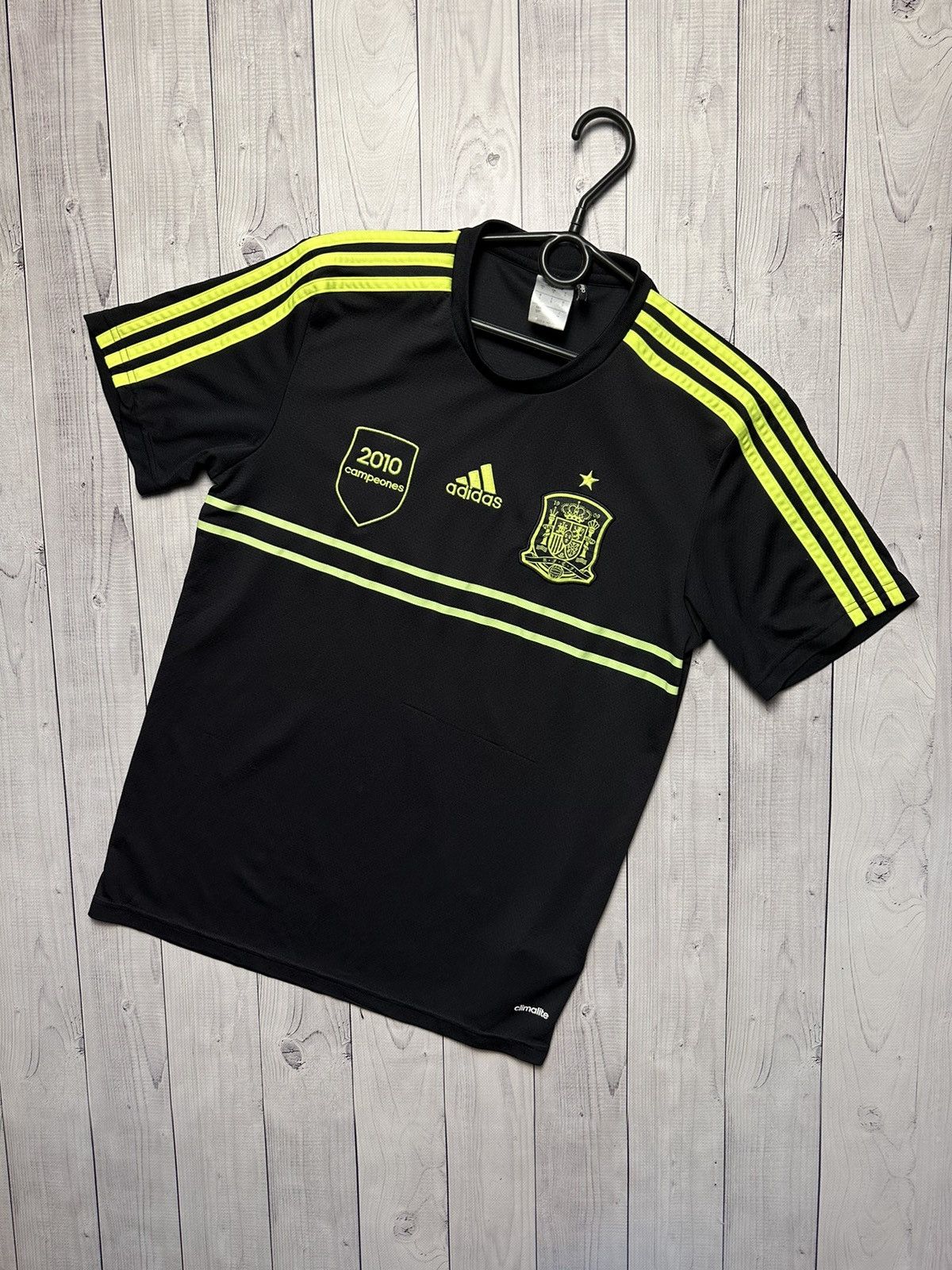Vintage adidas Spain soccer jersey size S Black Champions