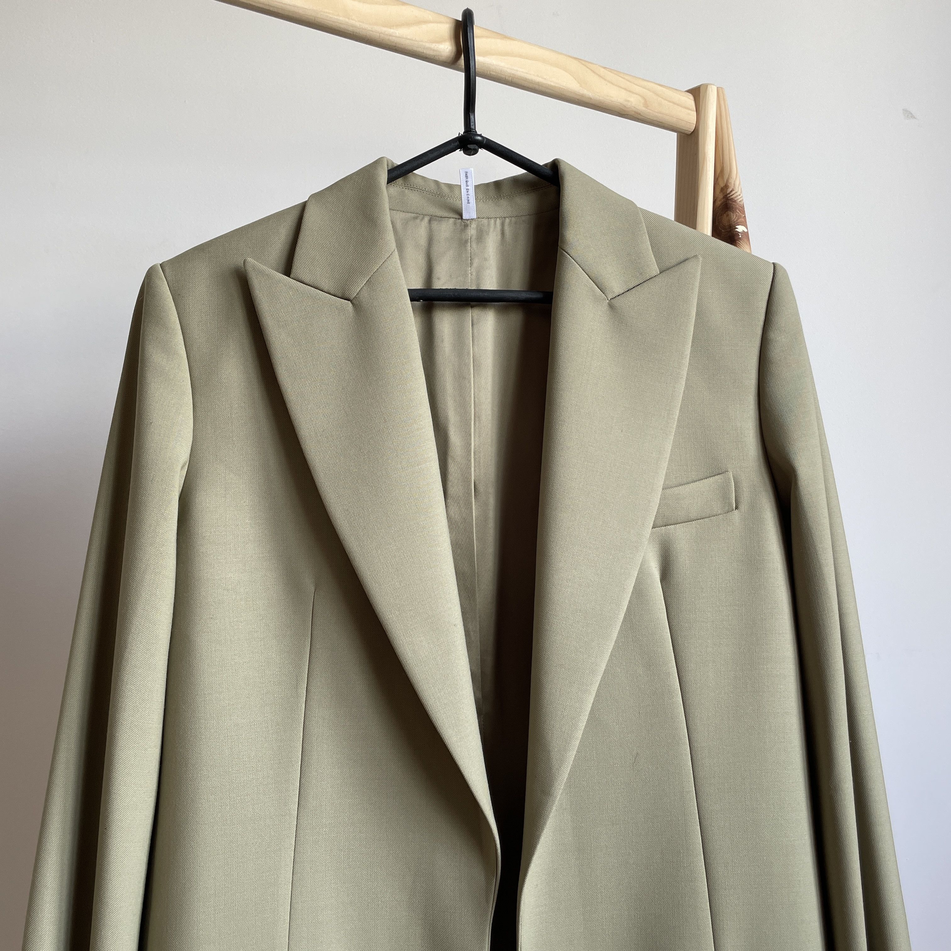 Helmut Lang Helmut Lang Peak Lapel Womens Wool Blend Blazer Size US 0 Size XS / US 0-2 / IT 36-38 - 4 Thumbnail