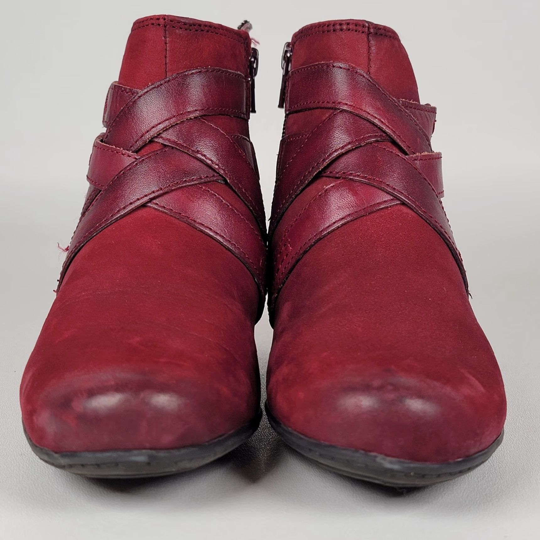 Vintage Earth Emerald Burgundy Suede Leather Bootie Criss Cross Strap Women’s Size 6B Size US 6 / IT 36 - 2 Thumbnail
