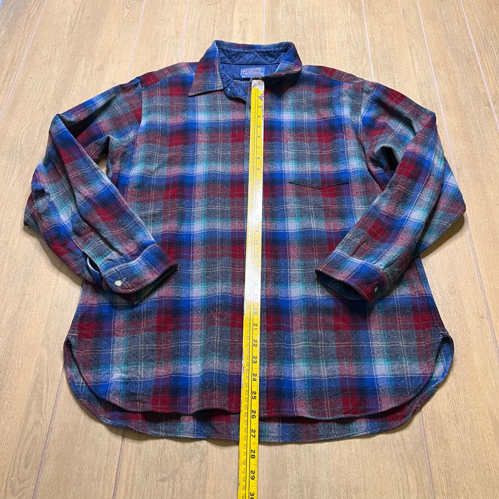 Pendleton Vintage Pendleton Wool Flannel Shirt USA Plaid XL Distress Size US XL / EU 56 / 4 - 6 Thumbnail