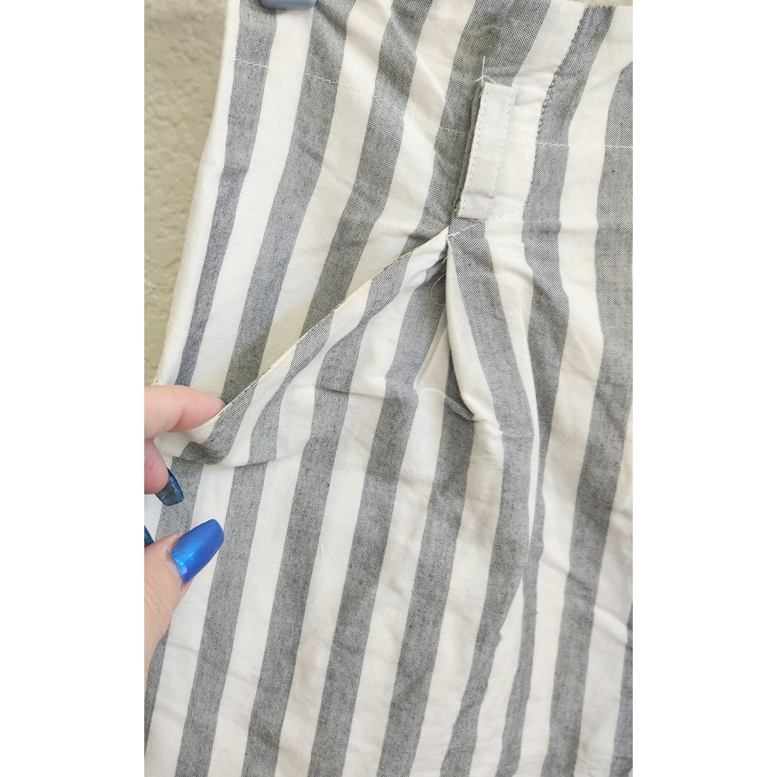 Other Naked Zebra Gray White Striped High Waisted Shorts Small Size 28" / US 6 / IT 42 - 2 Thumbnail