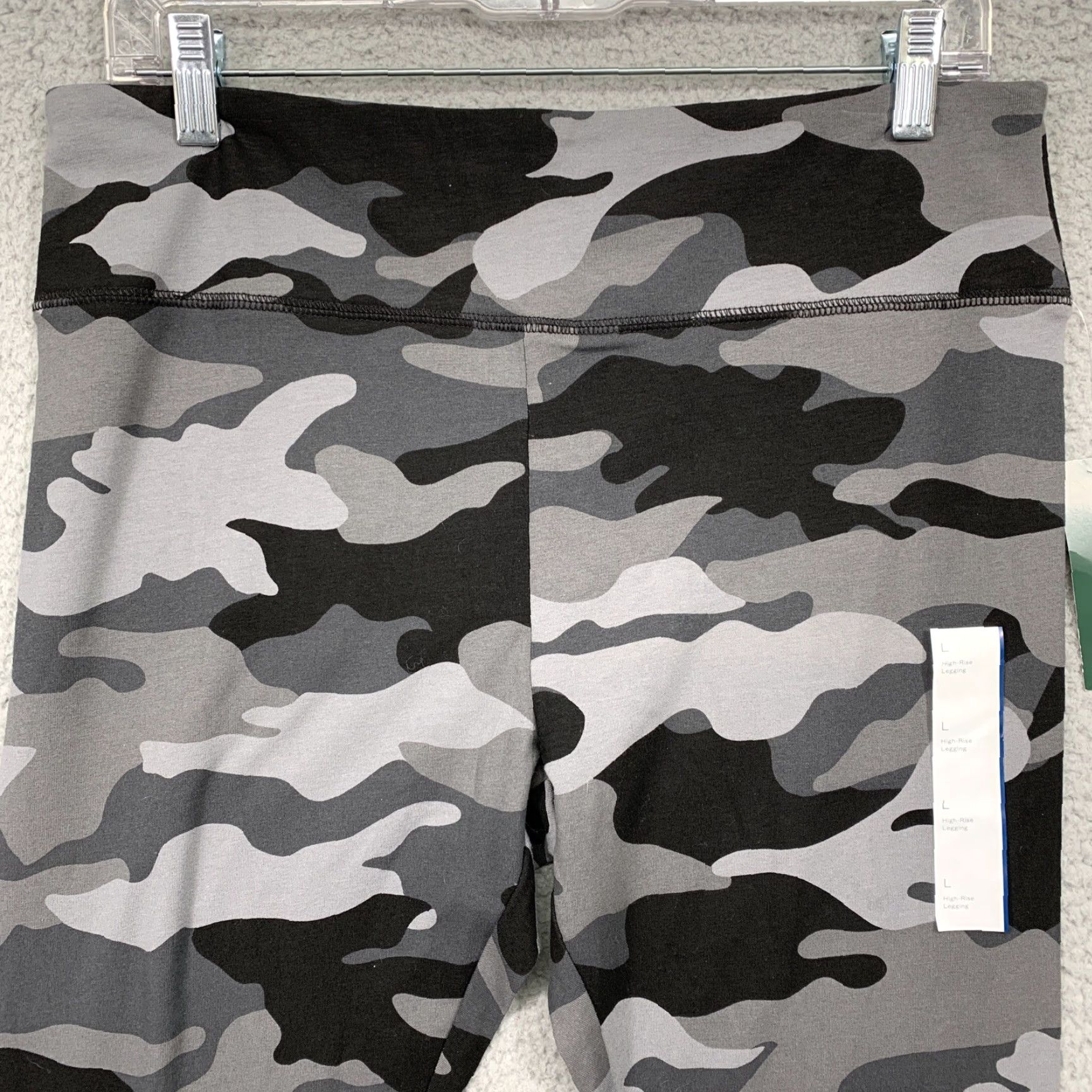 Vintage Wild Fable Women's High Rise Leggings Large Gray Camo Work Out Yoga NWT Size 36" / US 14 / IT 50 - 2 Thumbnail