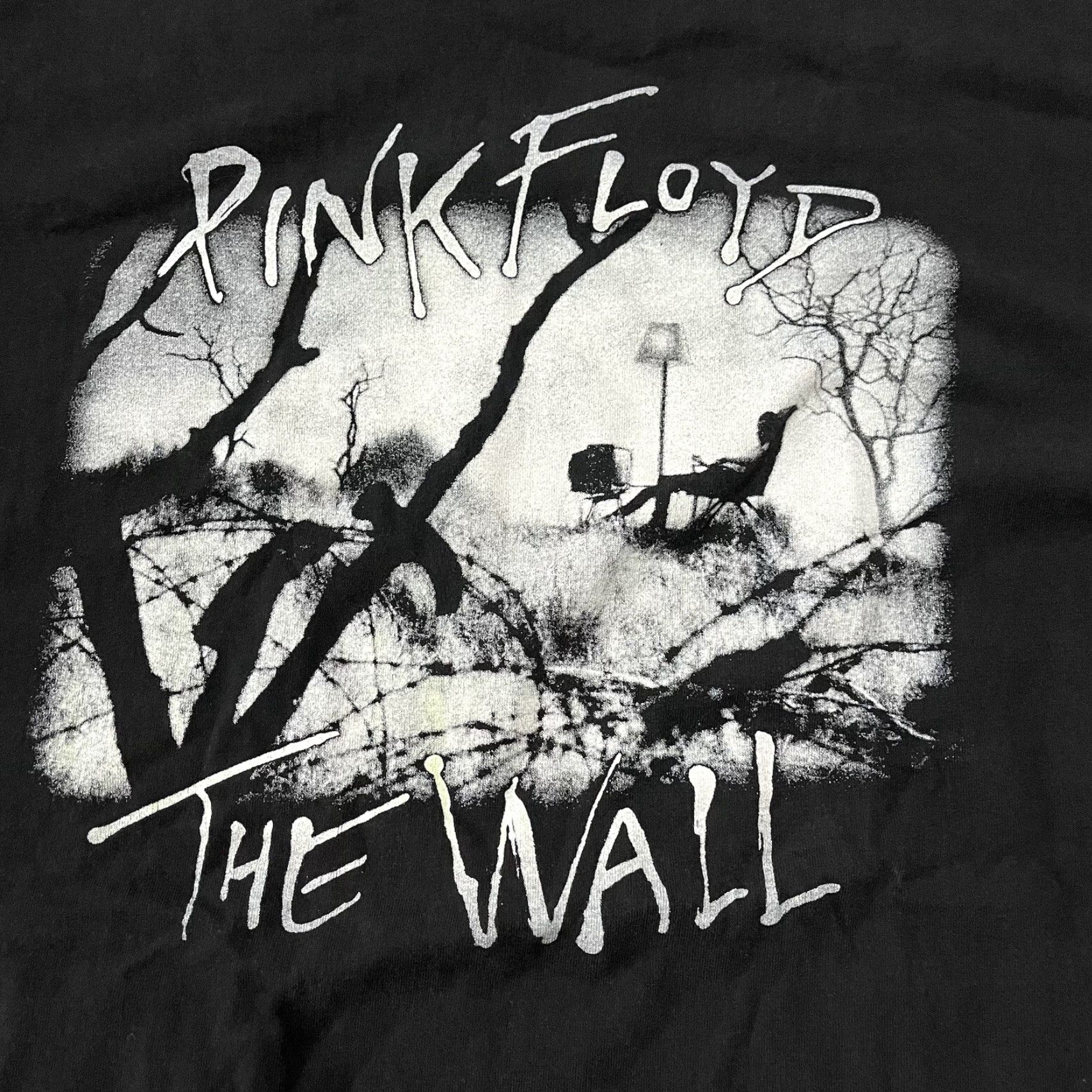 Vintage VINTAGE Pink Floyd The Wall T-Shirt Mens 2XL Black 90s Band Roger Waters 707 Size US XXL / EU 58 / 5 - 2 Thumbnail