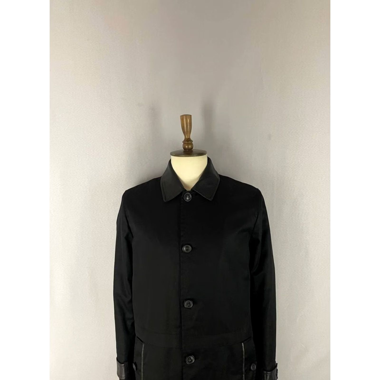 Trussardi Trussardi Coat Mens Trench Black 42 Regular Coat Breadth Button Front Pocket Mid-Length Long Sleeve Jacket Size US XL / EU 56 / 4 - 4 Thumbnail