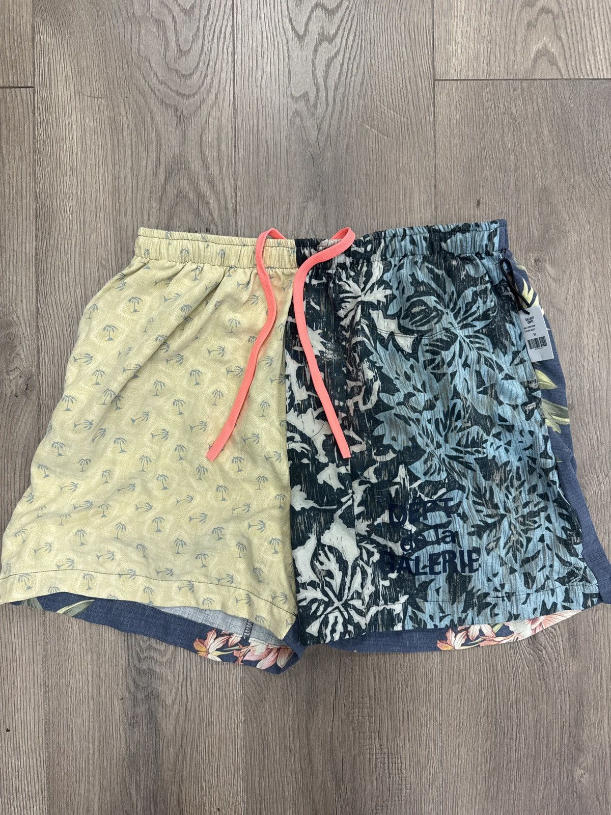 Gallery Dept. Gallery dept zuma shorts vacation medium rare Size US 32 / EU 48 - 1 Thumbnail
