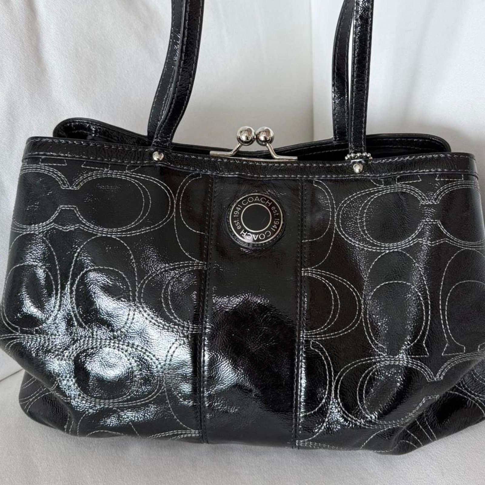 Coach Authentic coach black patent leather shoulder bag Size ONE SIZE - 8 Thumbnail