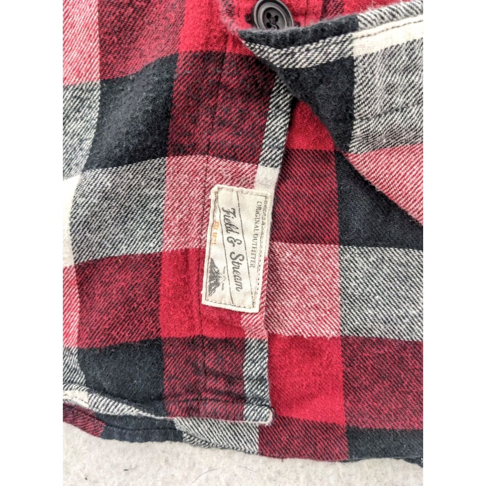 Vintage Field and Stream Mens Shirt L Heavyweight Red Plaid Flannel Button-Up Pocketed Cotton Distinct Casual Wear Mens L Red Plaid Fields and Stream Shirt Size US L / EU 52-54 / 3 - 5 Thumbnail