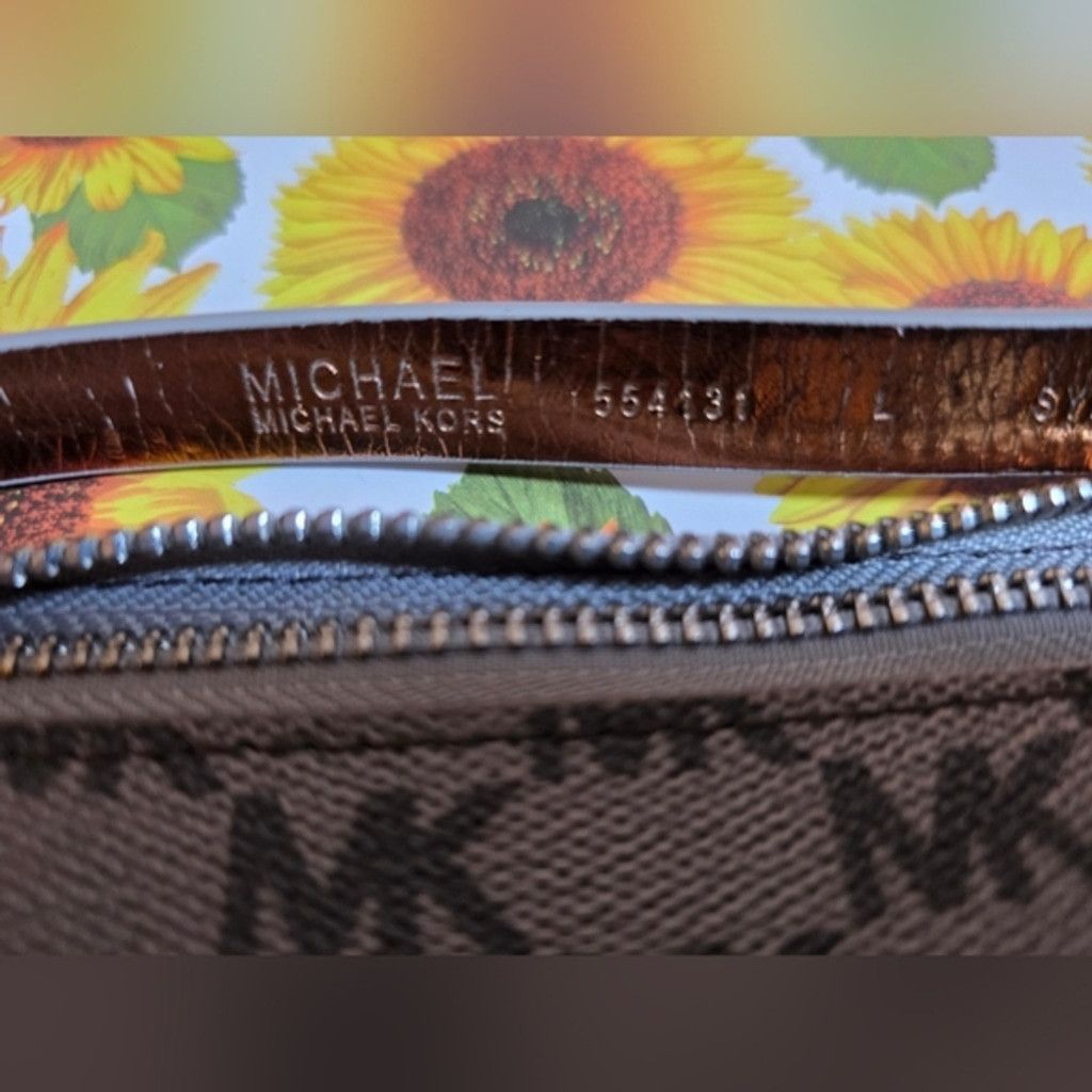 Michael Kors Michael Kors Gray Belt Bag with Silver Chain Size ONE SIZE - 4 Thumbnail