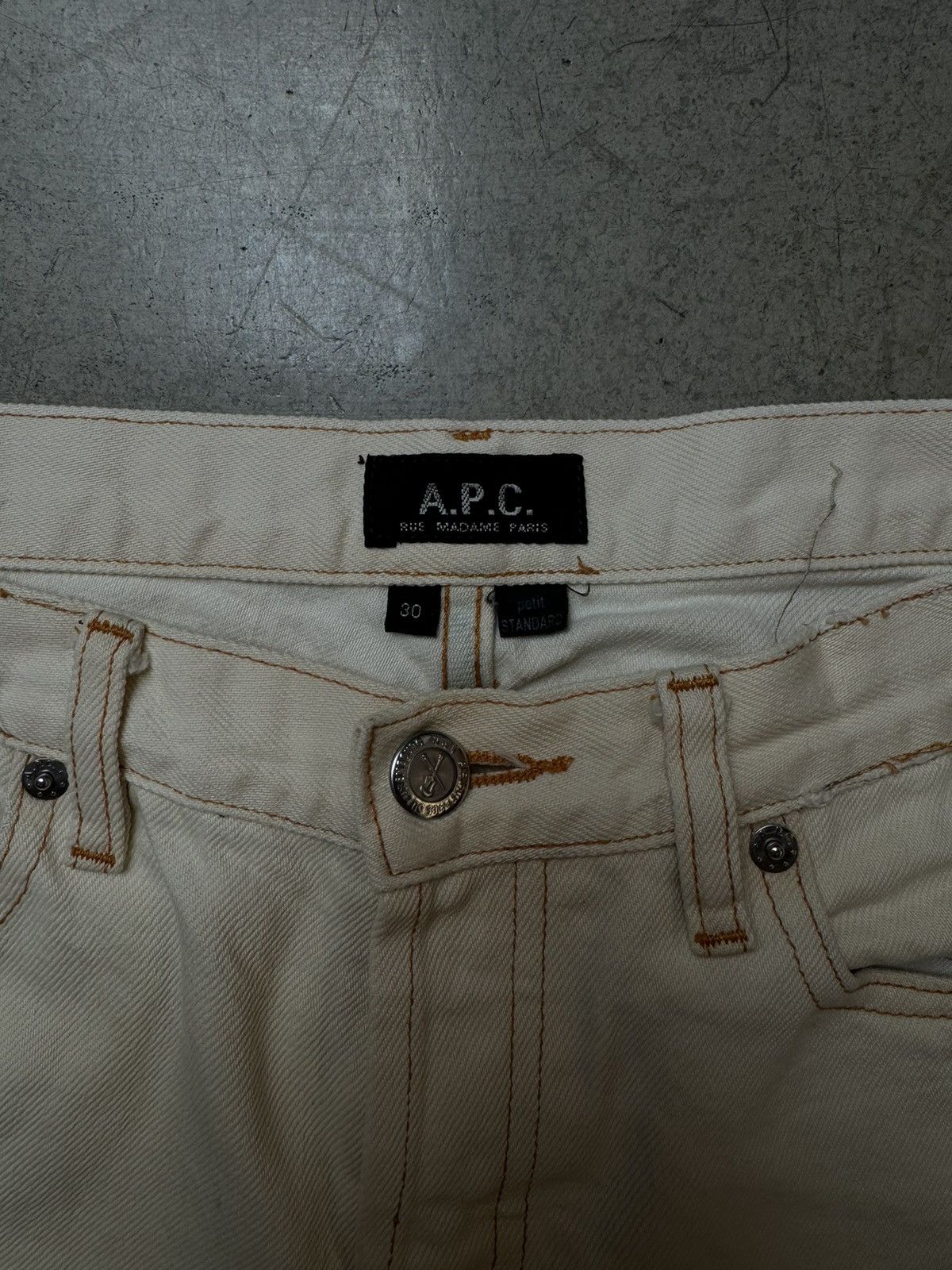 A.P.C. Vintage White APC Jeans Size US 30 / EU 46 - 3 Thumbnail