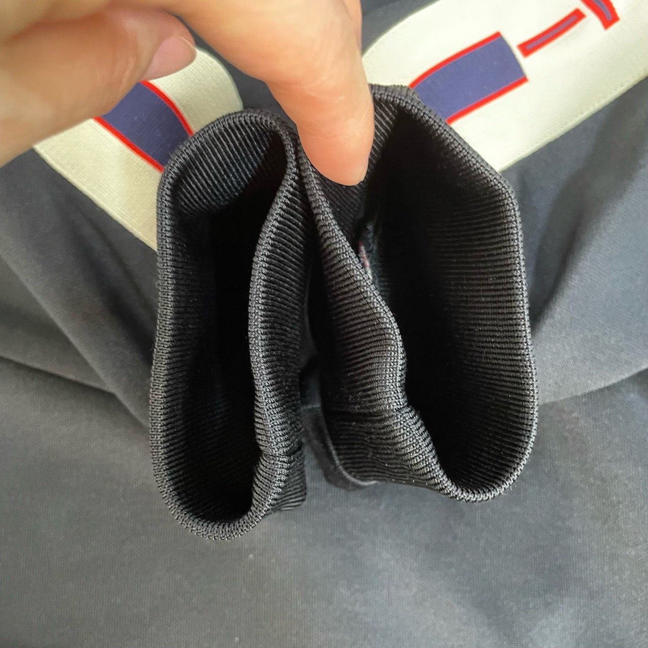 Gucci Gucci Side logo detachable hoodie 2501-Nextarrow Size US S / EU 44-46 / 1 - 4 Thumbnail