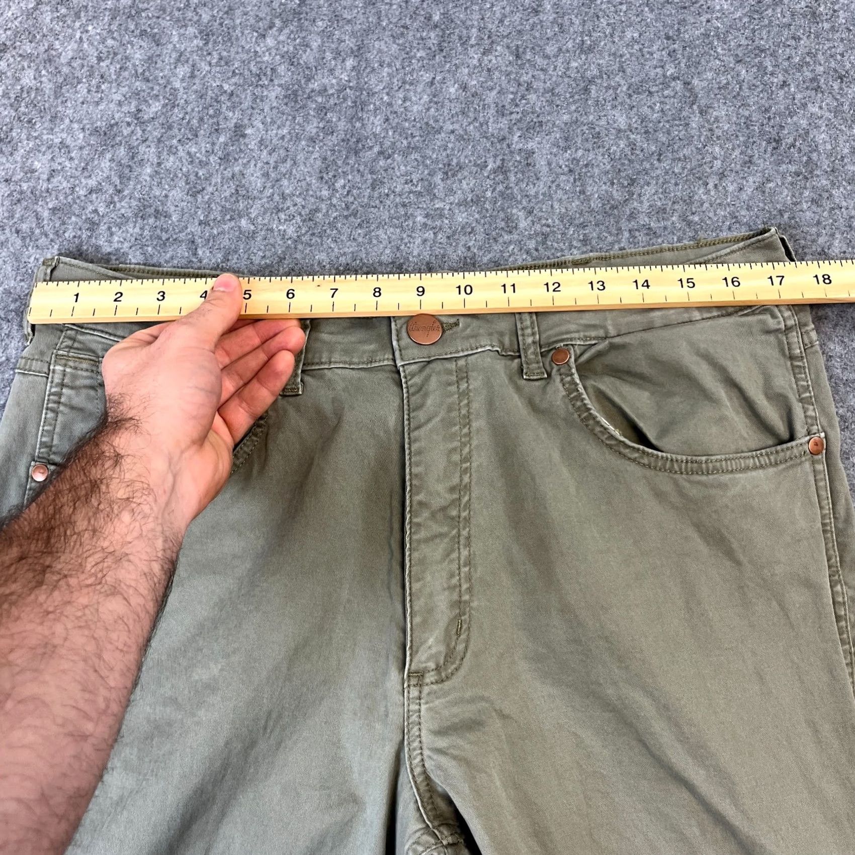 Wrangler Wrangler Jeans Tapered Mens 32 Regular Denim Khaki Green 5-Pocket Stretch Comfort Size US 32 / EU 48 - 6 Thumbnail