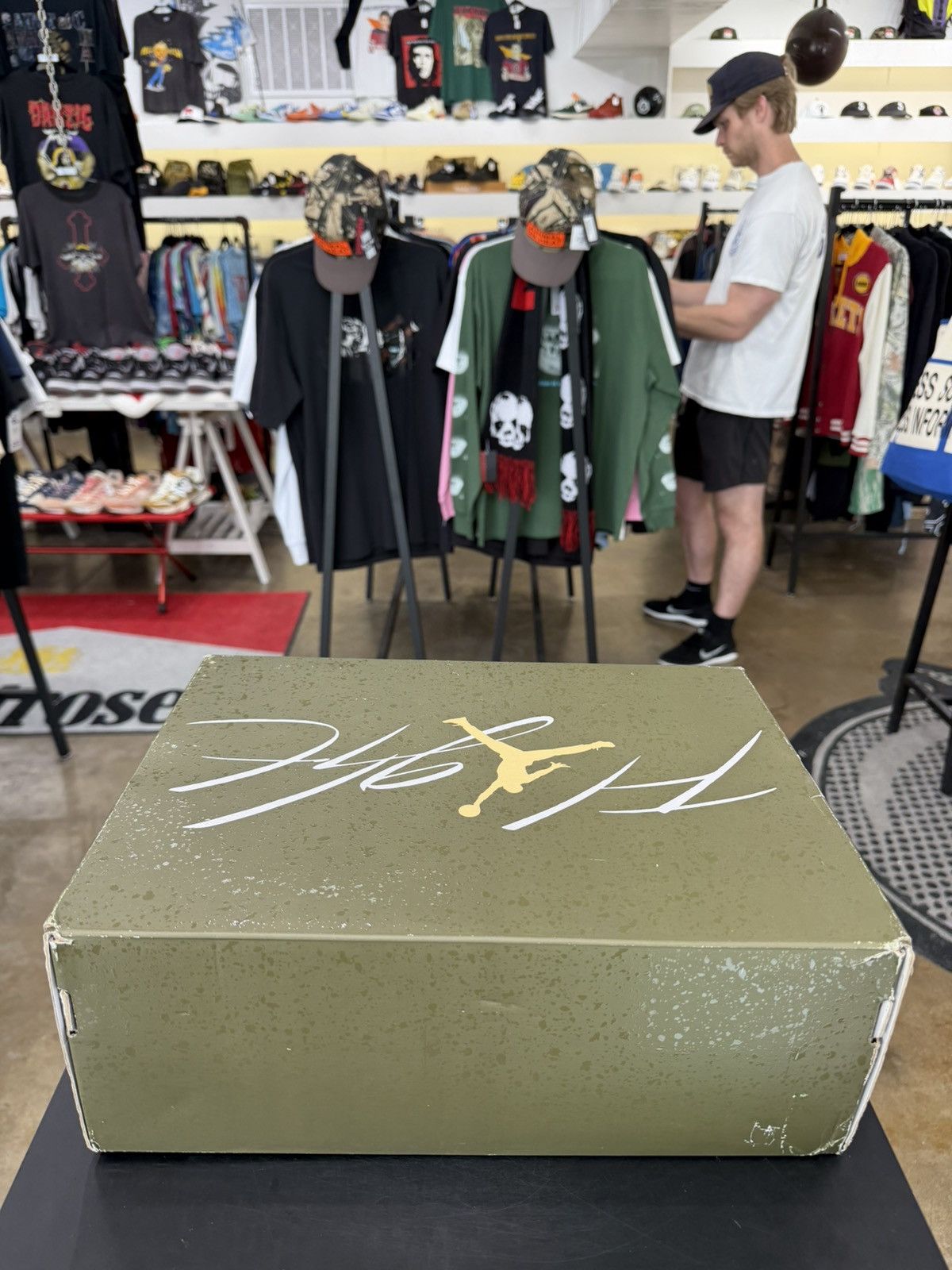 Jordan Brand Air Jordan 4 Craft Medium Olive Size 9.5 (2023) Size US 9.5 / EU 42-43 - 16 Thumbnail