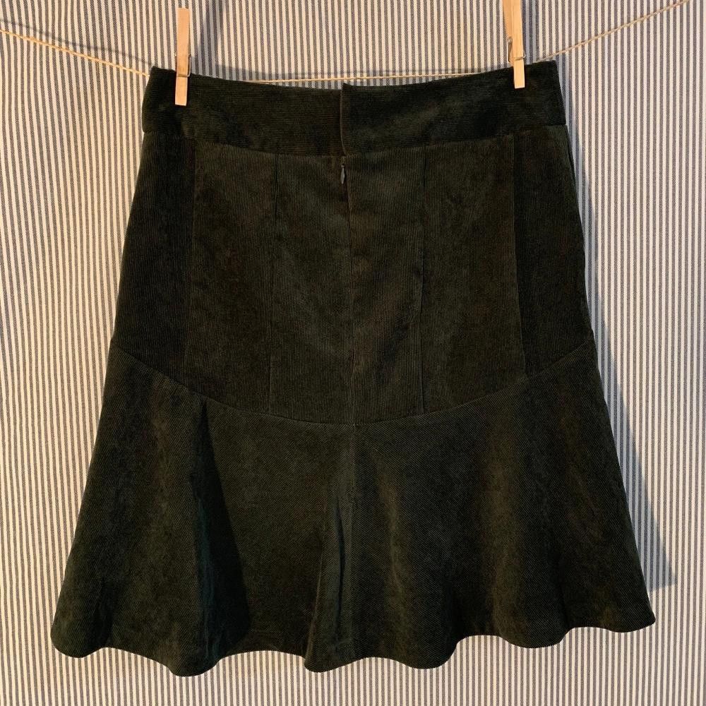 Designer NWT Chelsea & Theodore Dark Olive Corduroy A-Line Skirt, 8 Size 30" / US 8 / IT 44 - 8 Thumbnail