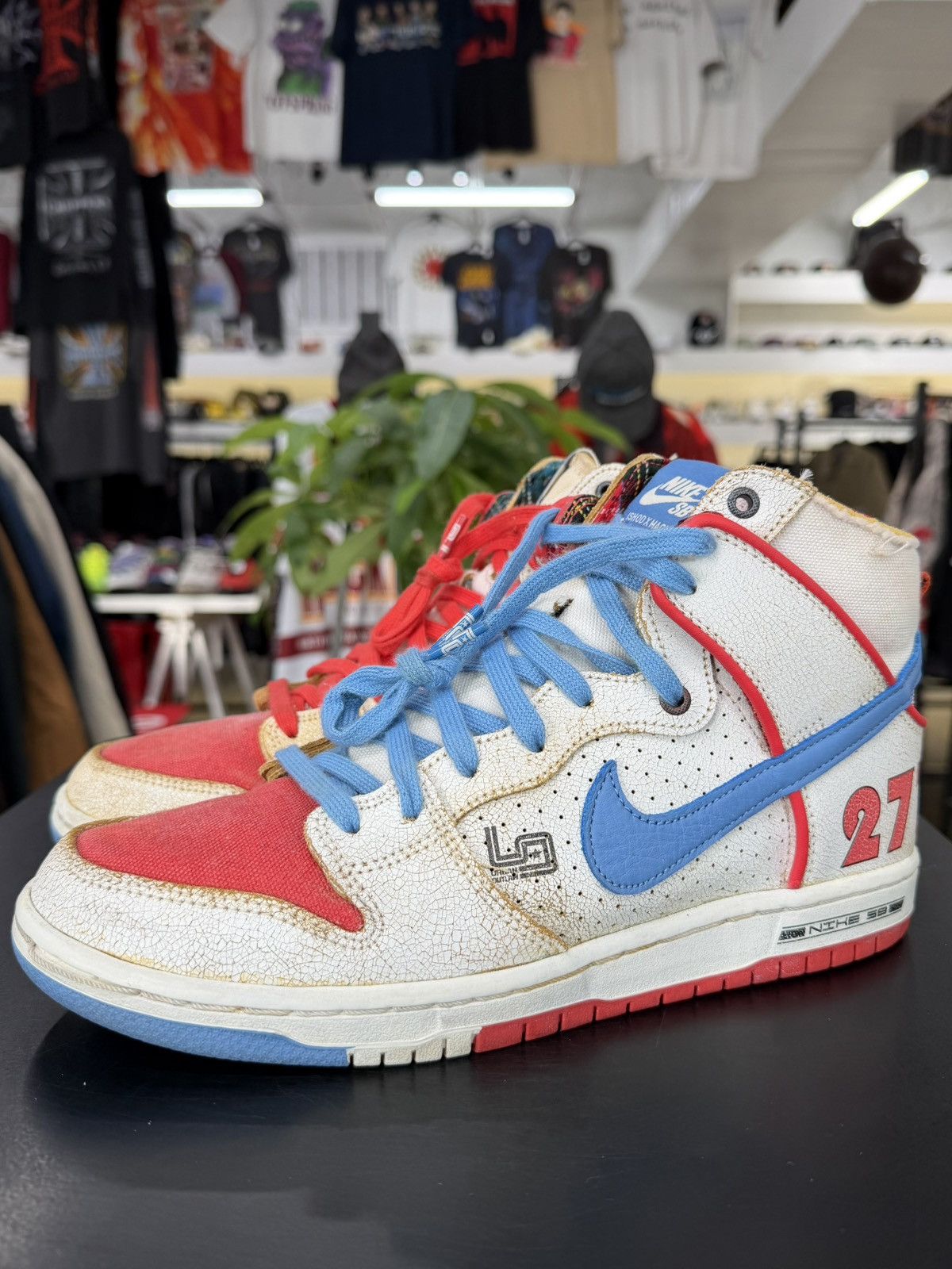 Nike Nike SB Dunk High Ishod Wair X Magnus Walker Size 9 (2021) Size US 9 / EU 42 - 1 Thumbnail