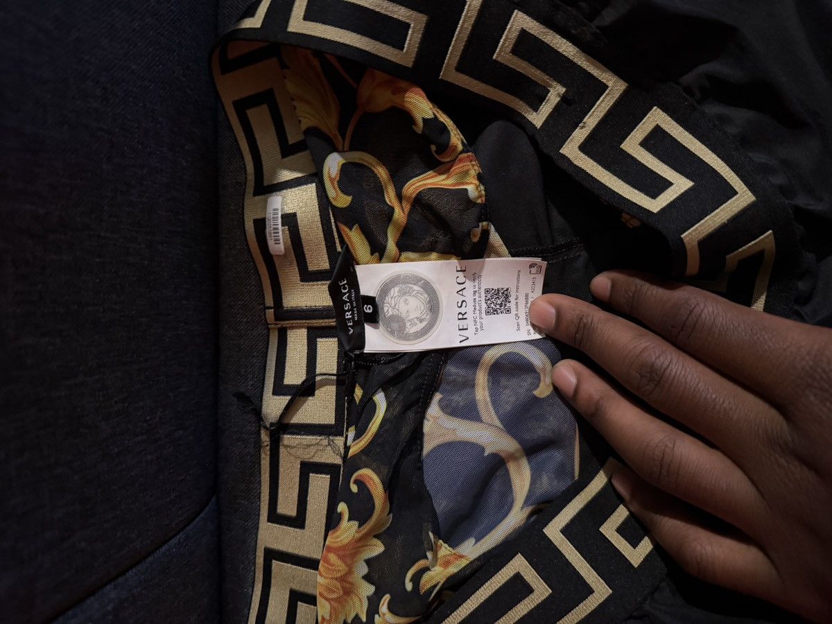 Versace Versace Swim trunks Size US 34 / EU 50 - 2 Thumbnail