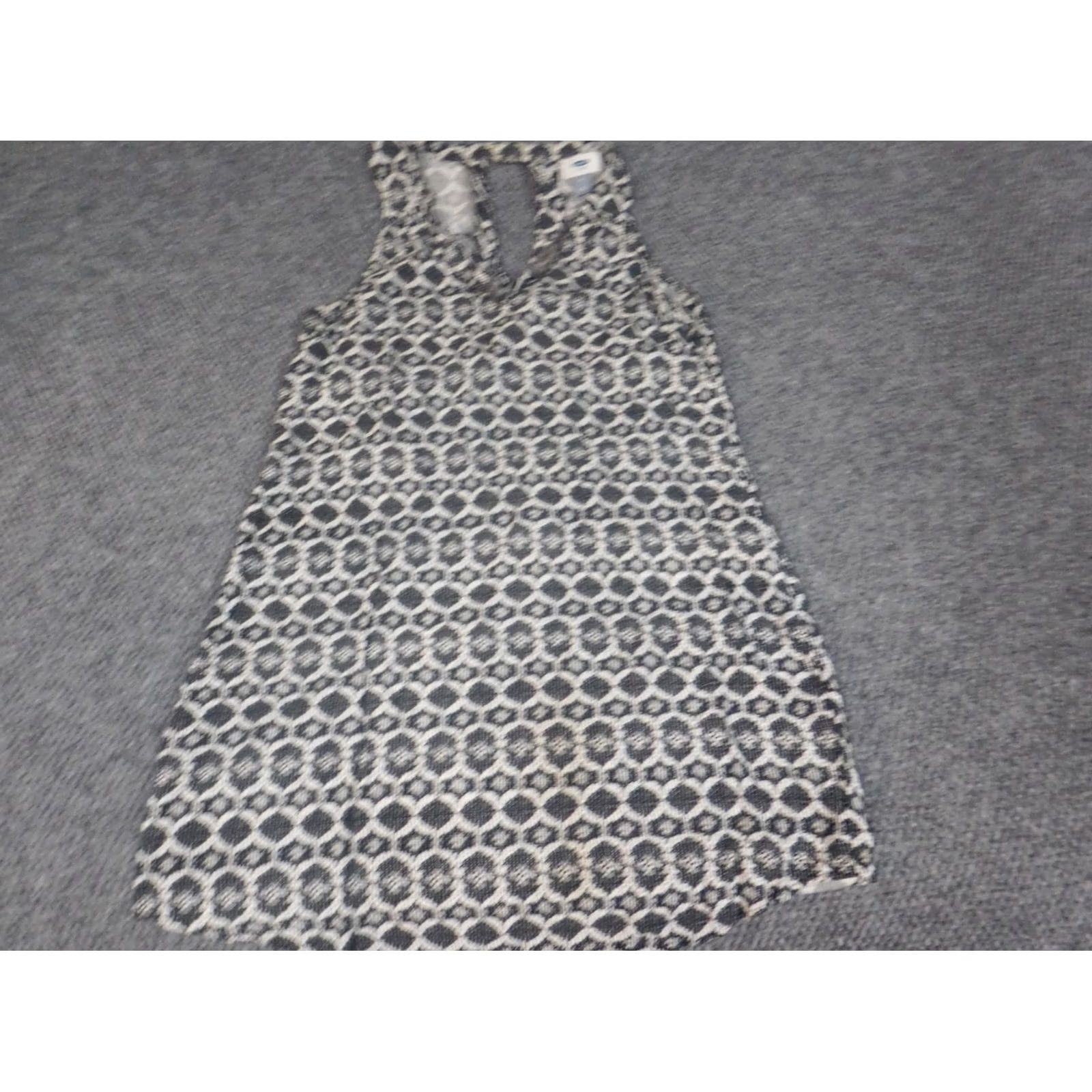 Old Navy Old Navy Blouse Tunic Women's Medium Gray Crew Neck Sleeveless Dolman Sleeve Casual Dog Theme Polyester Down Fabric Size M / US 6-8 / IT 42-44 - 2 Thumbnail