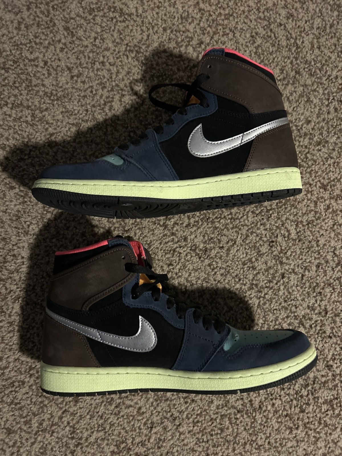 Jordan Brand Jordan 1 “Biohack” Size 10 Size US 10 / EU 43 - 2 Thumbnail