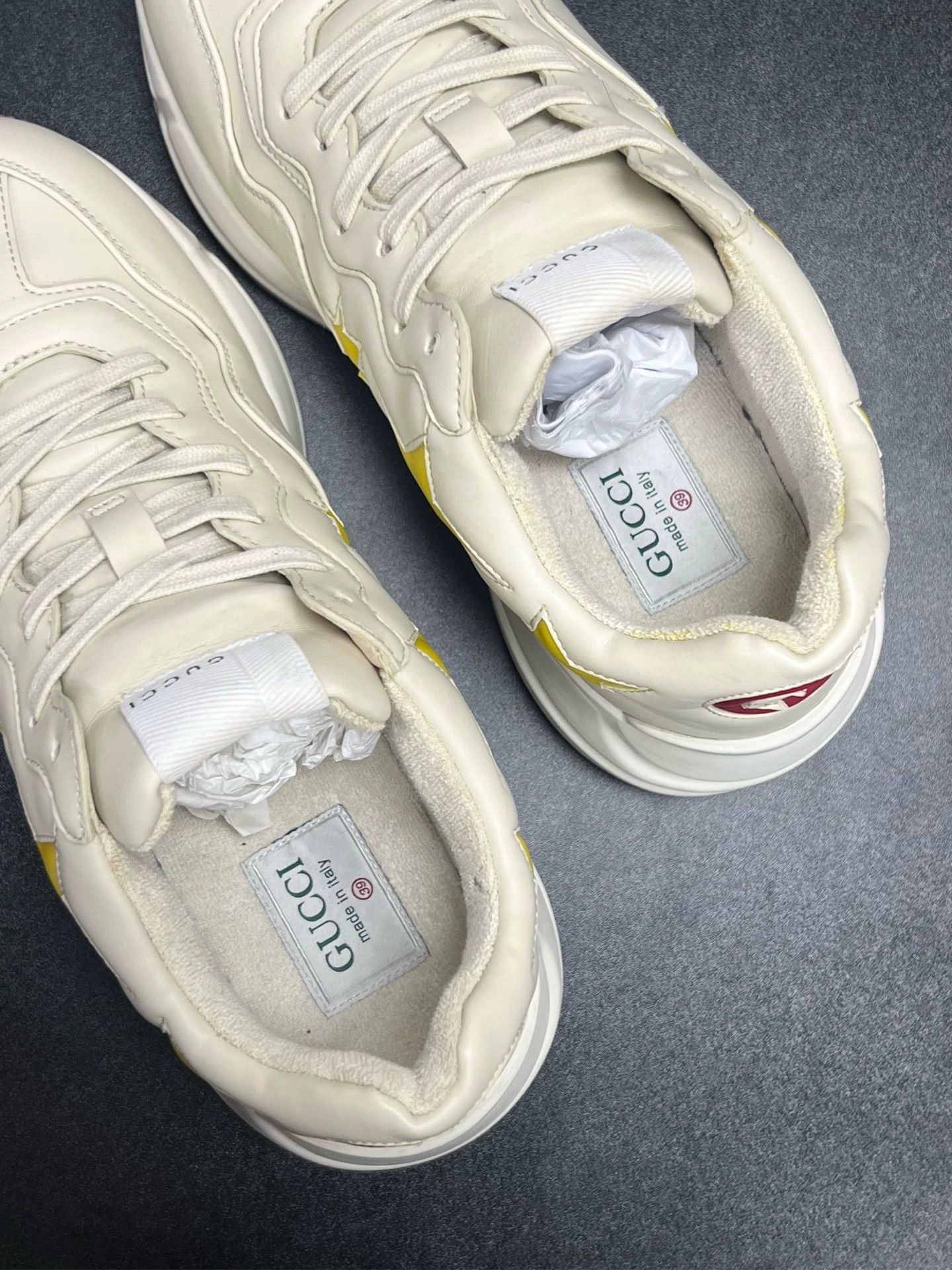 Gucci gucci rhyton star print sneakers size 39 Size US 6 / EU 39 - 4 Thumbnail
